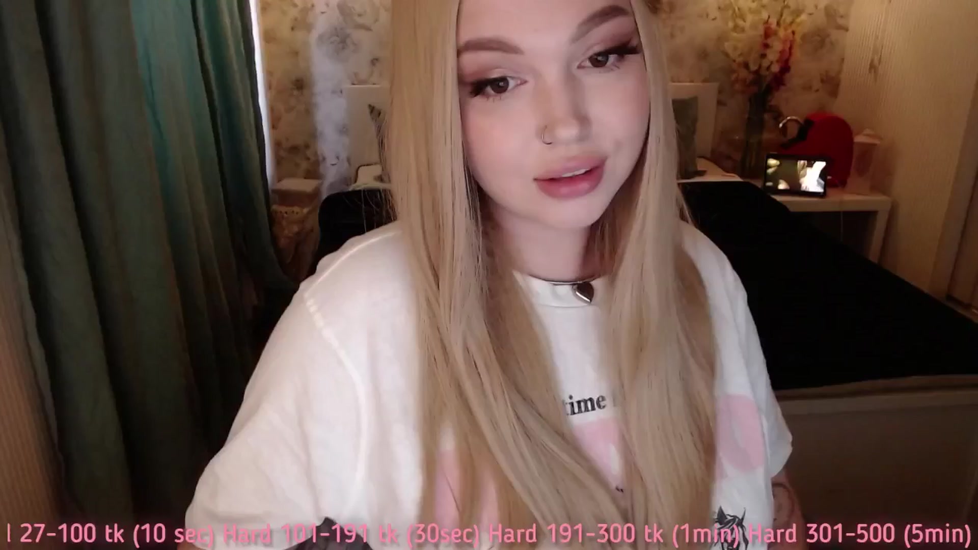 Gallery image thumbnail from Kylie_Lu's myfreecams stream on, 07/20/2025, 12:13 image 19 of 20