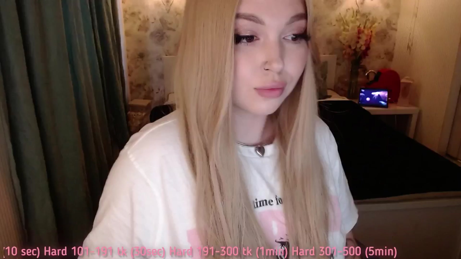 Gallery image thumbnail from Kylie_Lu's myfreecams stream on, 07/20/2025, 12:13 image 1 of 20