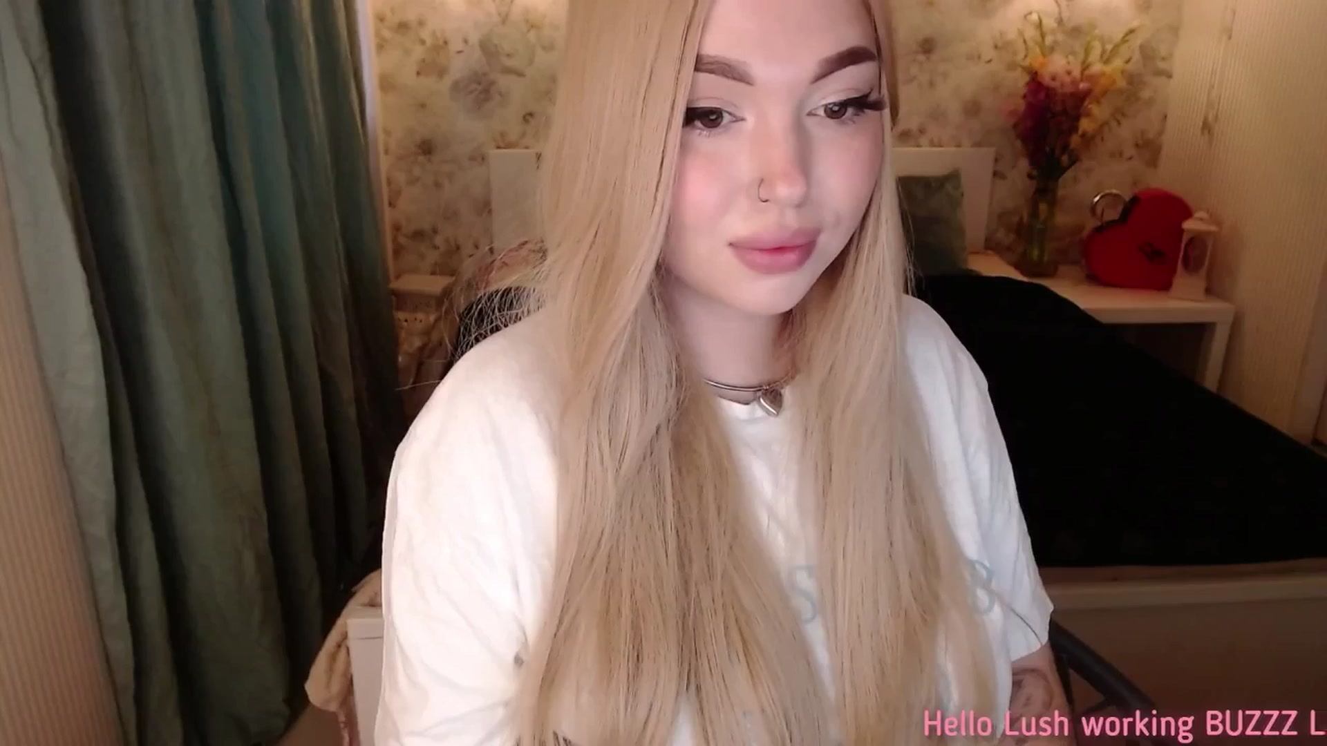 Gallery image thumbnail from Kylie_Lu's myfreecams stream on, 07/22/2025, 13:03 image 17 of 20