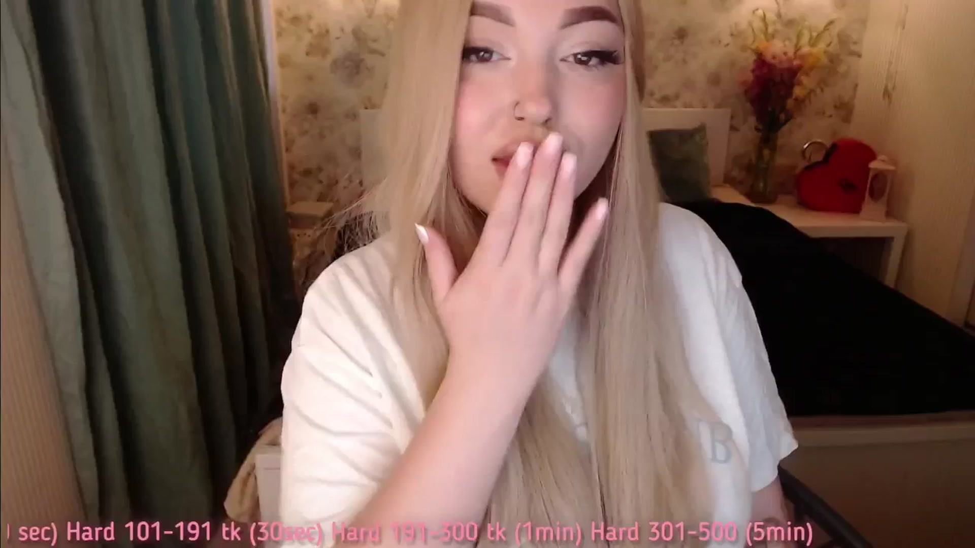 Gallery image thumbnail from Kylie_Lu's myfreecams stream on, 07/22/2025, 13:03 image 8 of 20