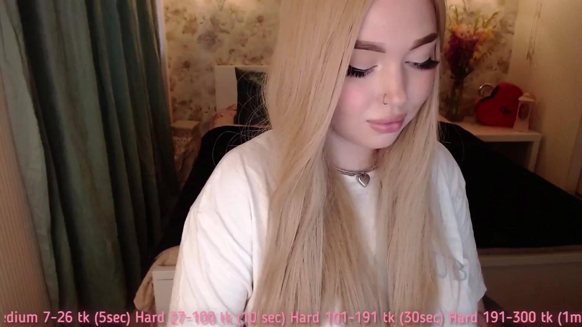 Gallery image thumbnail from Kylie_Lu's myfreecams stream on, 07/22/2025, 13:03 image 5 of 20