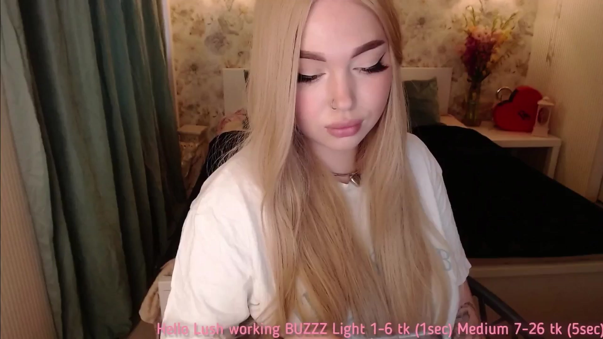 Gallery image thumbnail from Kylie_Lu's myfreecams stream on, 07/22/2025, 13:03 image 13 of 20