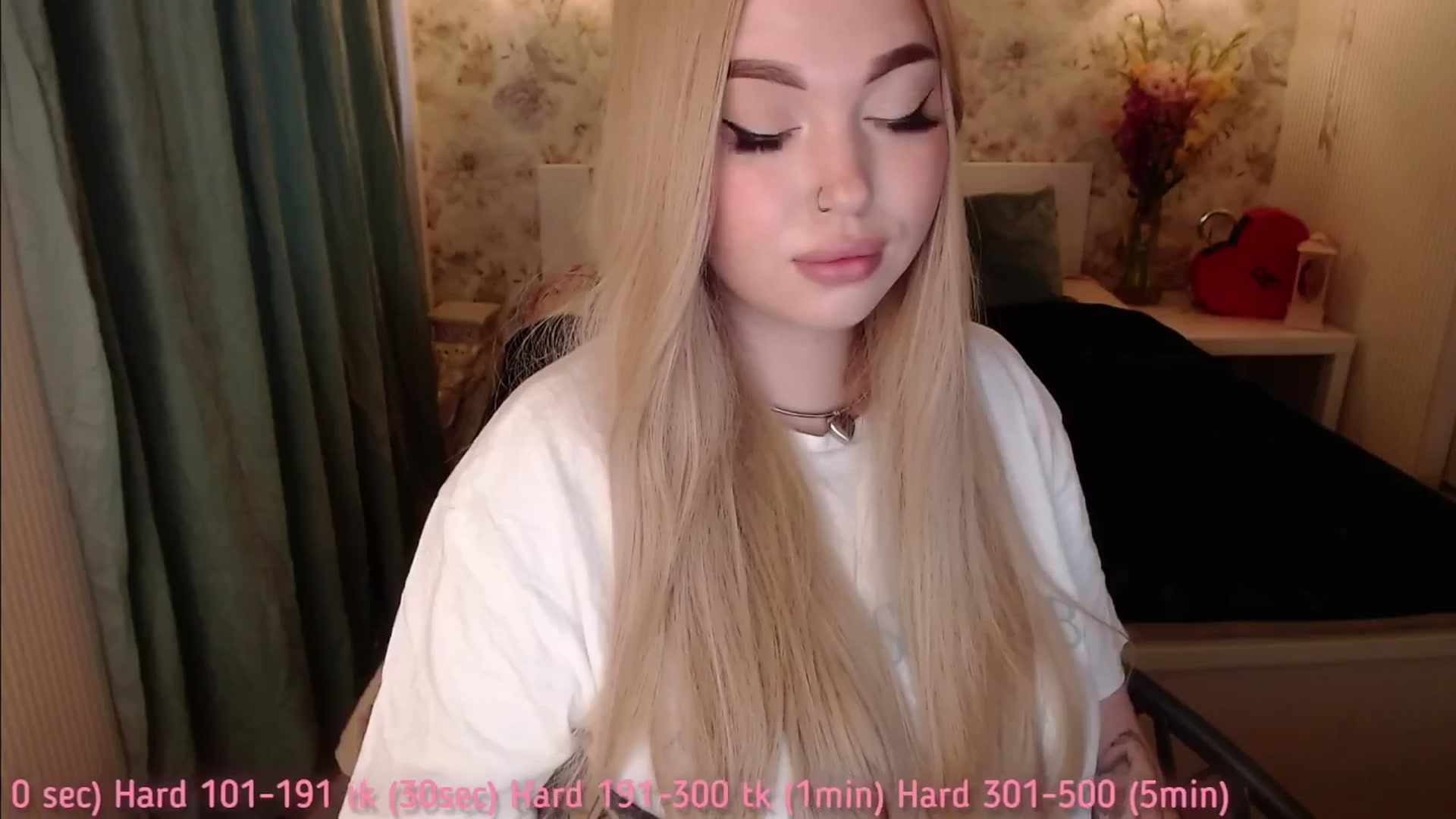 Gallery image thumbnail from Kylie_Lu's myfreecams stream on, 07/22/2025, 13:03 image 15 of 20