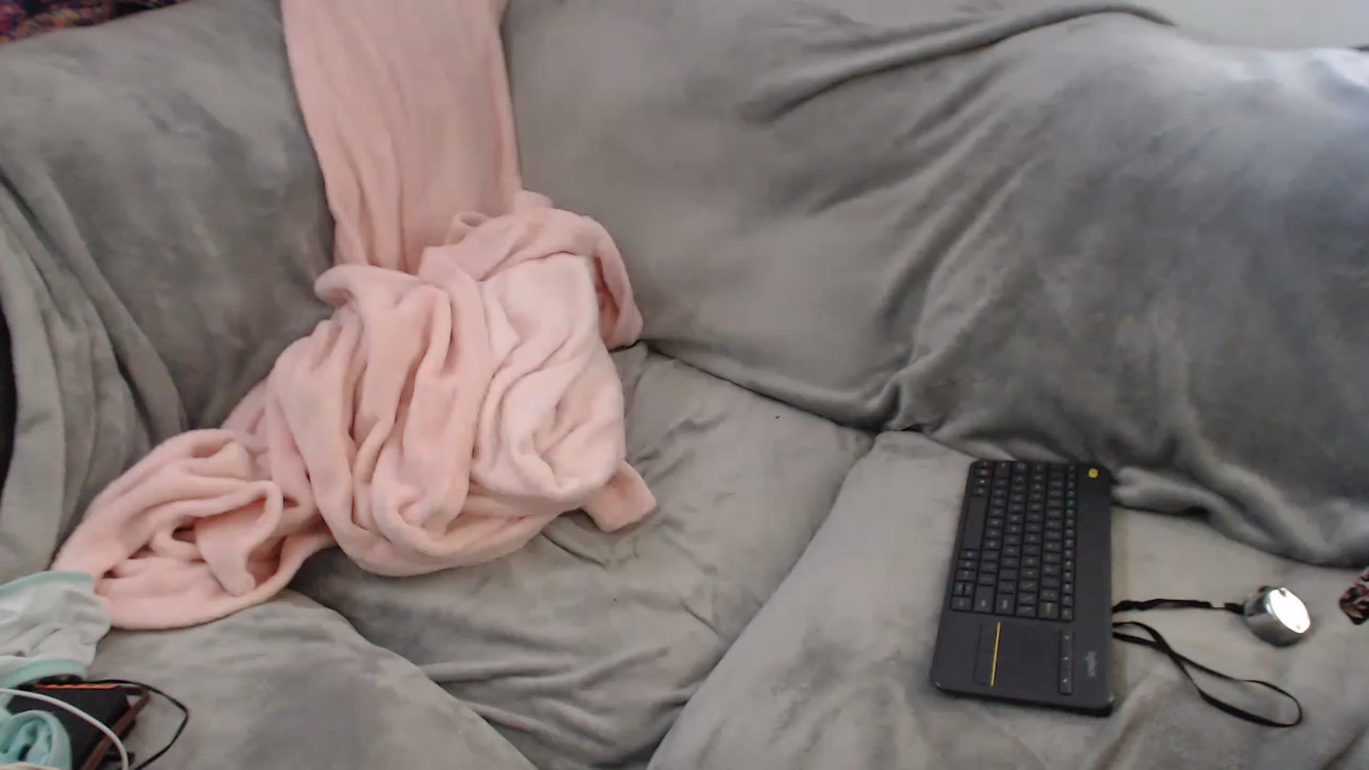 Gallery image thumbnail from Kylie_McFly's myfreecams stream on, 11/21/2022, 17:09 image 19 of 20