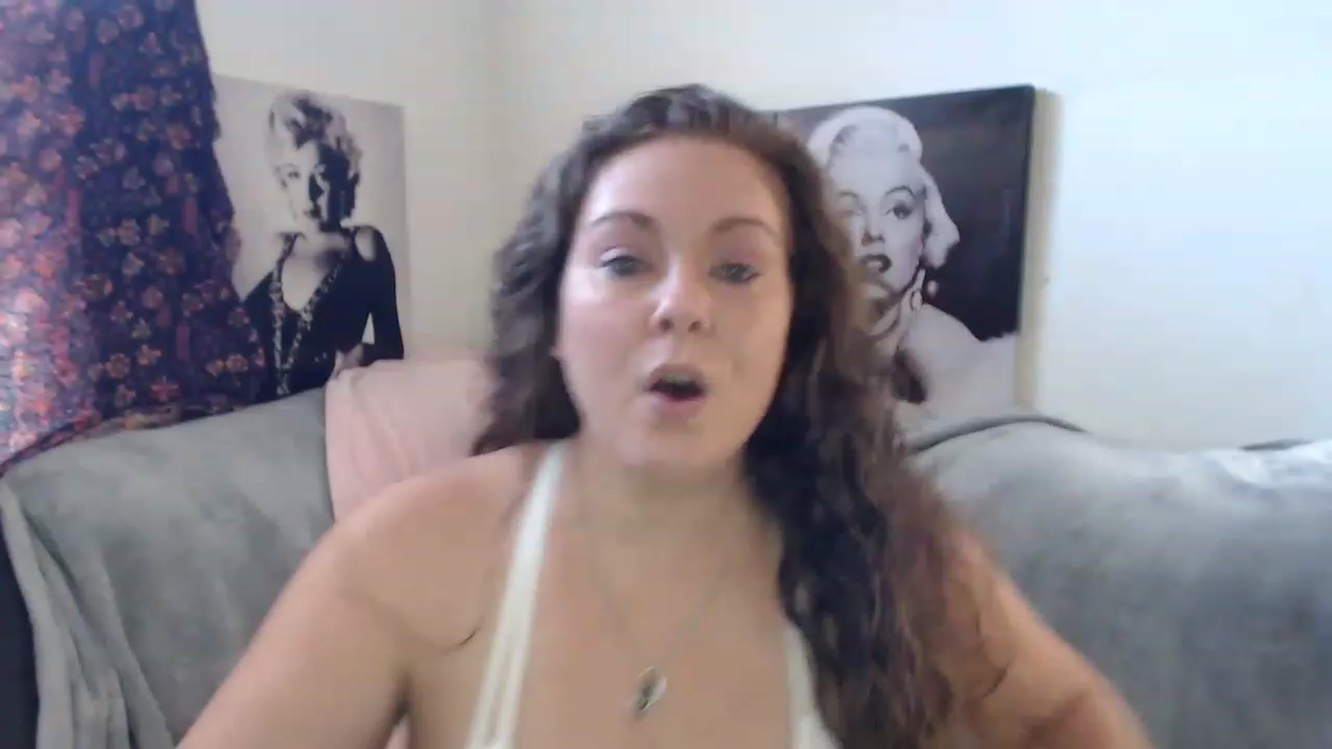 Gallery image thumbnail from Kylie_McFly's myfreecams stream on, 11/21/2022, 17:09 image 20 of 20