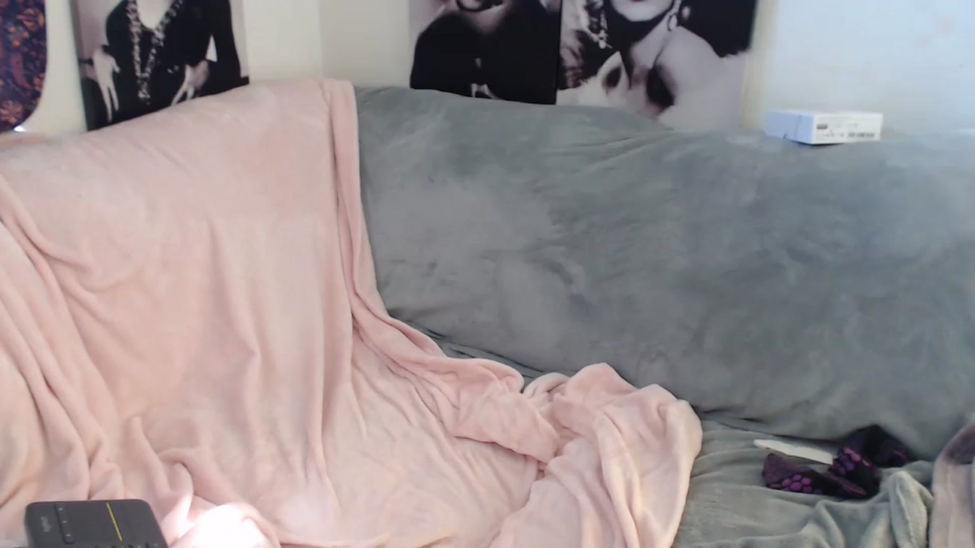 Gallery image thumbnail from Kylie_McFly's myfreecams stream on, 01/17/2023, 15:24 image 9 of 20