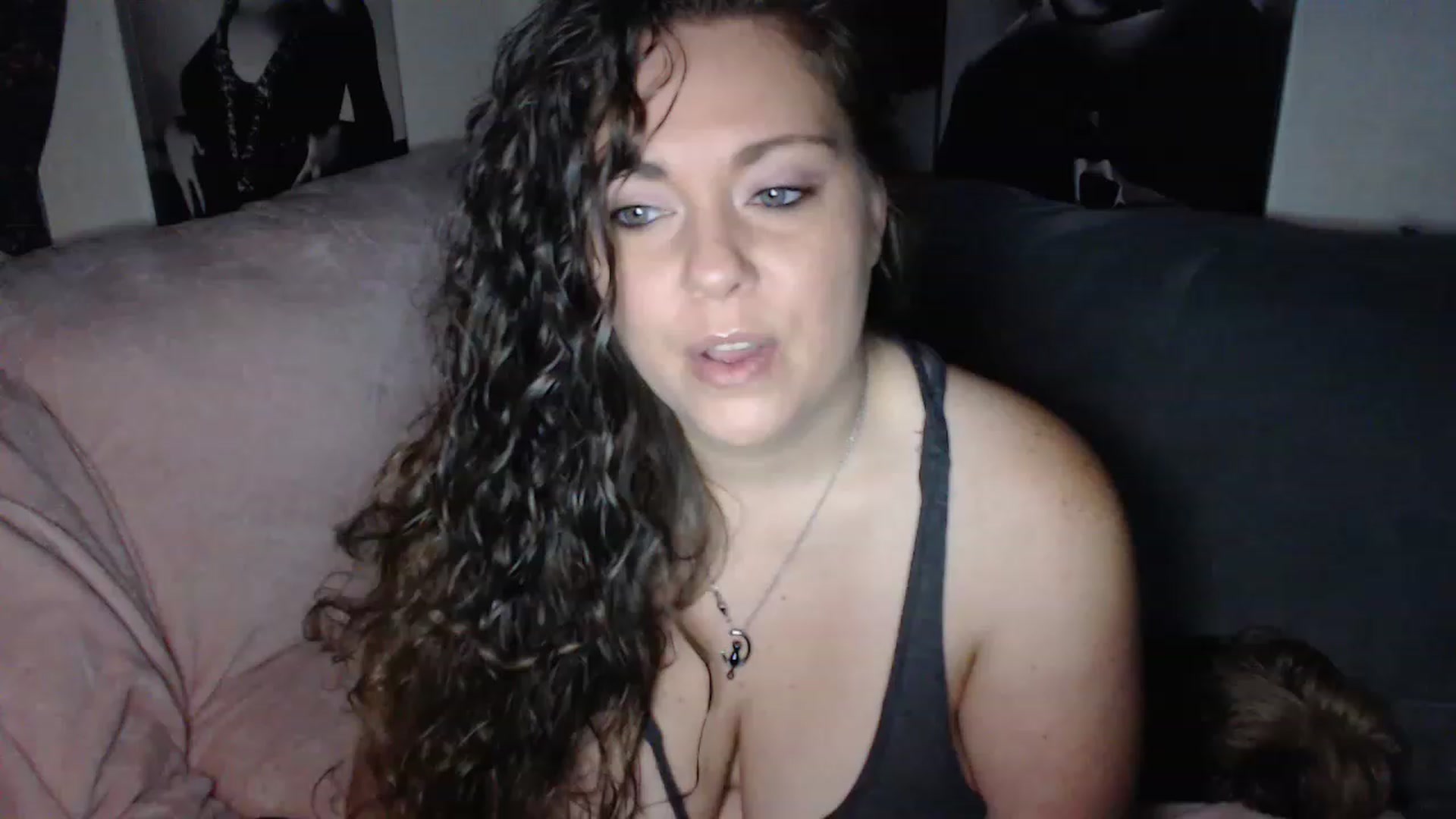 Gallery image thumbnail from Kylie_McFly's myfreecams stream on, 01/22/2023, 13:30 image 1 of 20