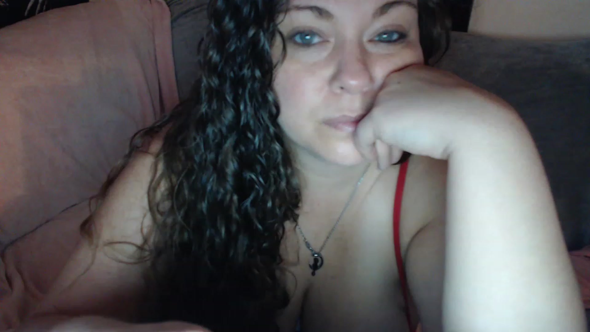 Gallery image thumbnail from Kylie_McFly's myfreecams stream on, 04/16/2023, 11:37 image 5 of 20