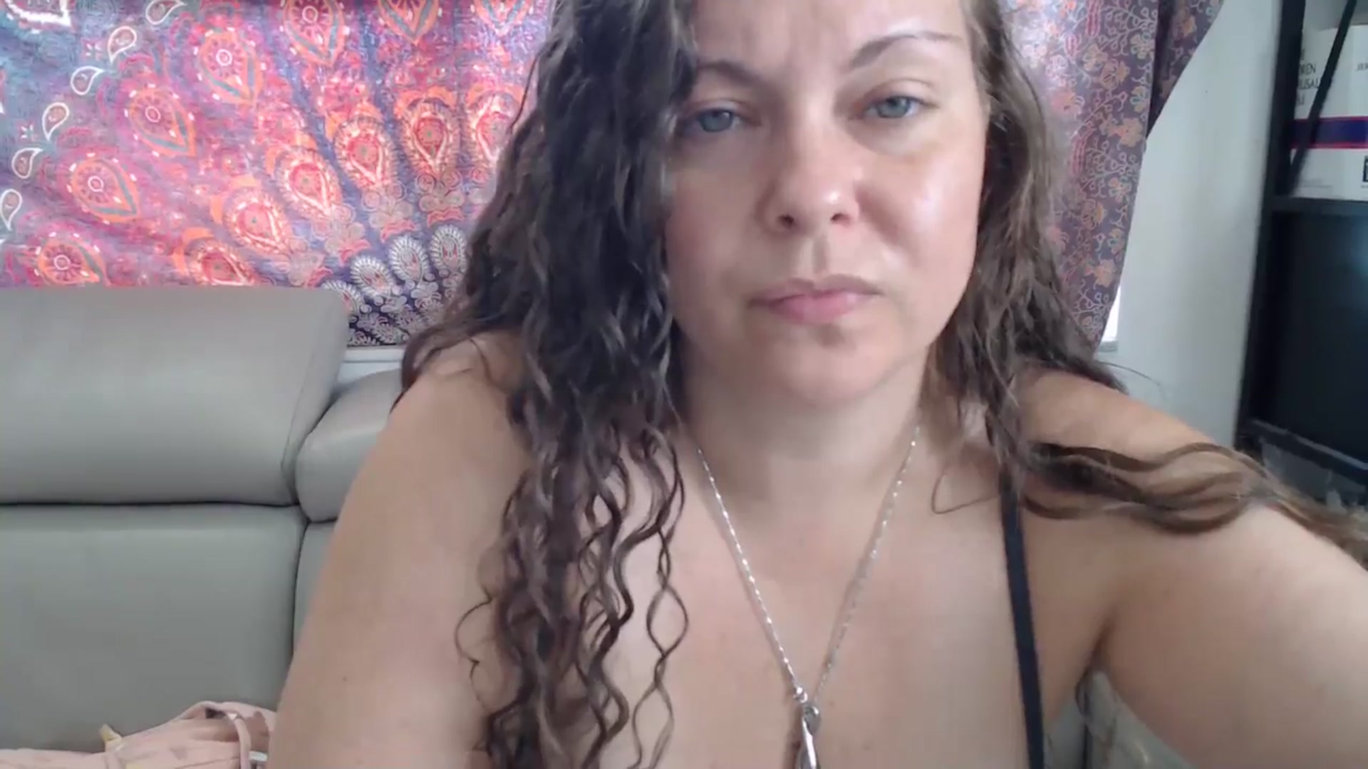 Gallery image thumbnail from Kylie_McFly's myfreecams stream on, 05/13/2024, 15:19 image 17 of 20