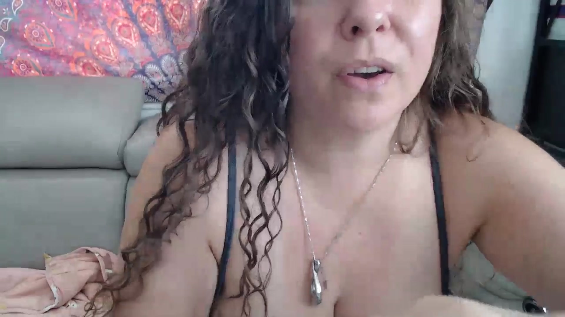 Gallery image thumbnail from Kylie_McFly's myfreecams stream on, 05/13/2024, 15:19 image 12 of 20