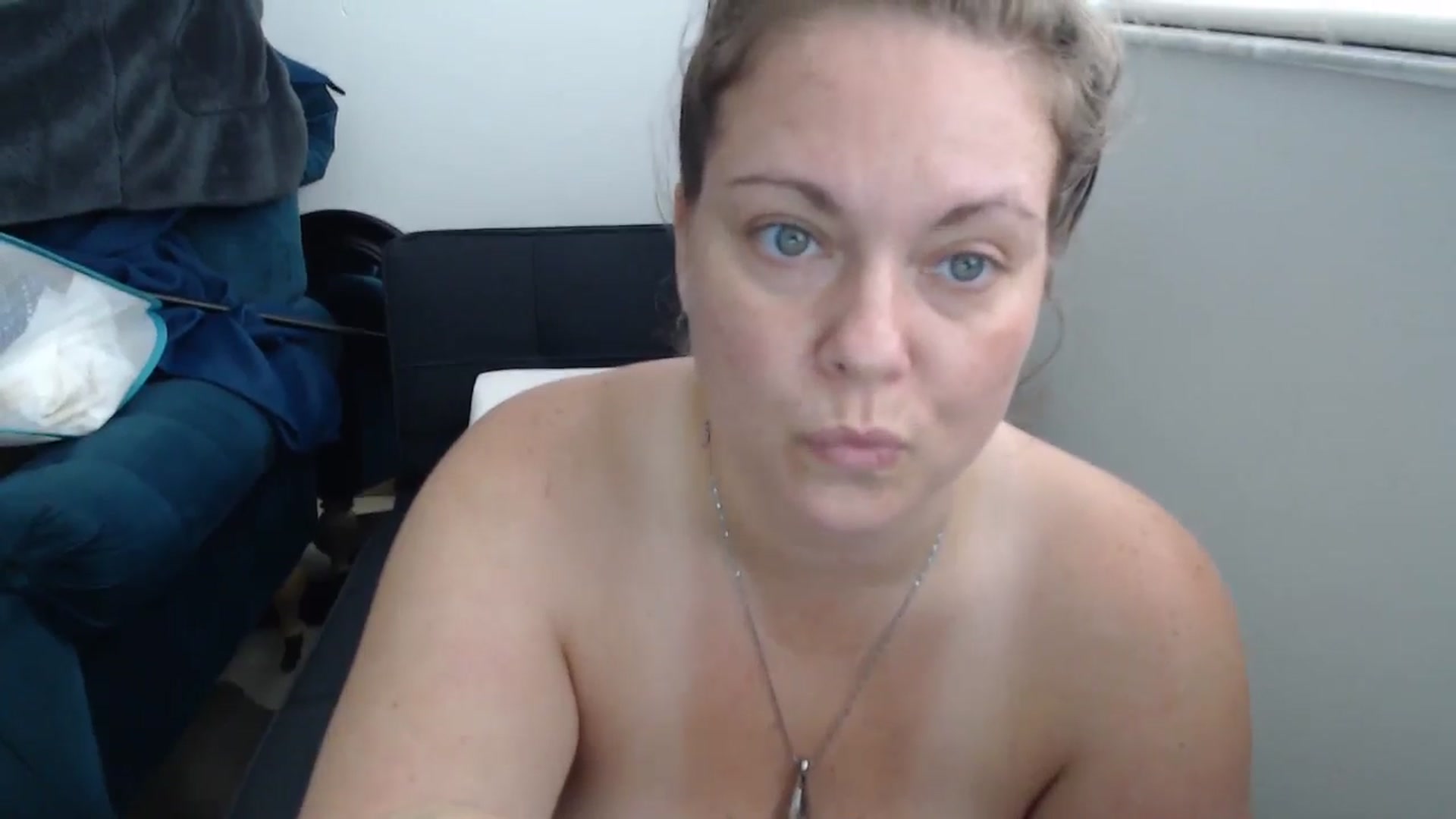 Gallery image thumbnail from Kylie_McFly's myfreecams stream on, 05/20/2024, 18:10 image 2 of 20