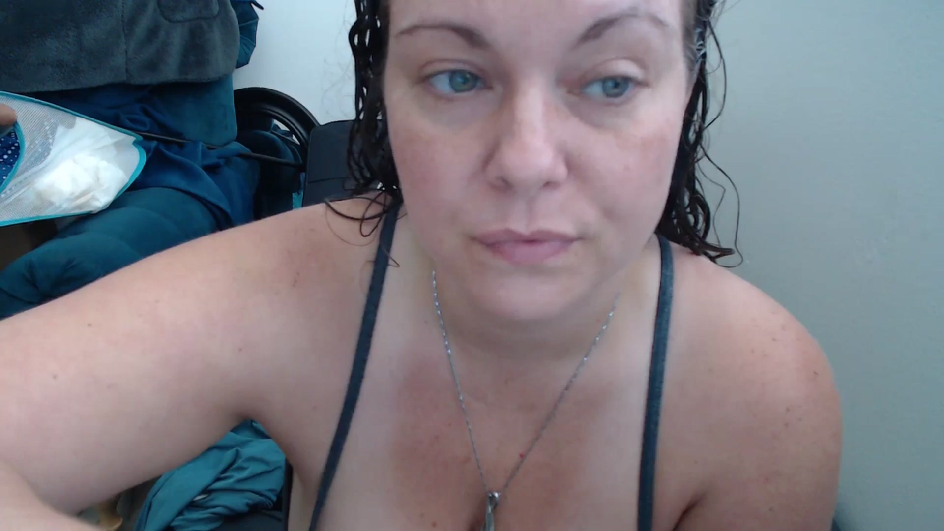Gallery image thumbnail from Kylie_McFly's myfreecams stream on, 05/21/2024, 17:53 image 15 of 20