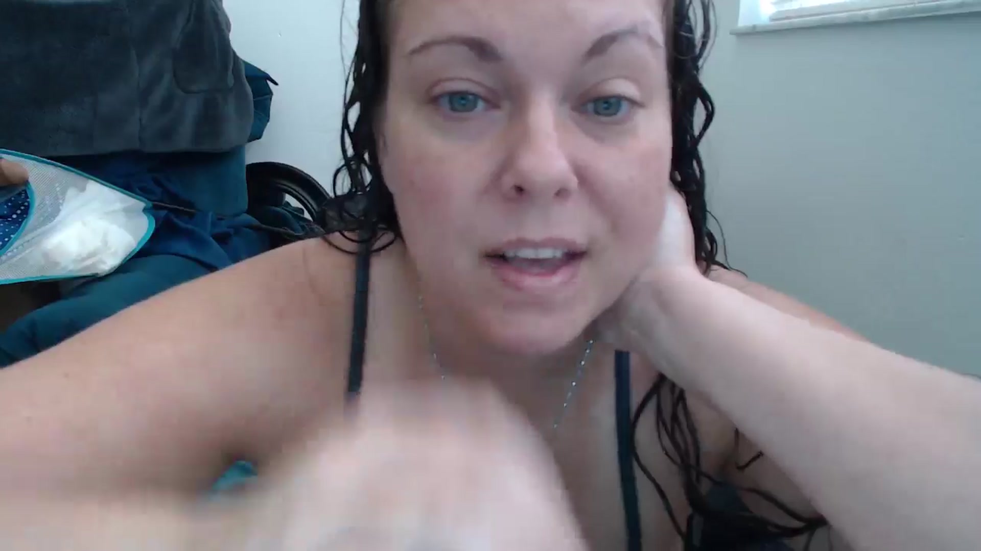 Gallery image thumbnail from Kylie_McFly's myfreecams stream on, 05/21/2024, 17:53 image 20 of 20