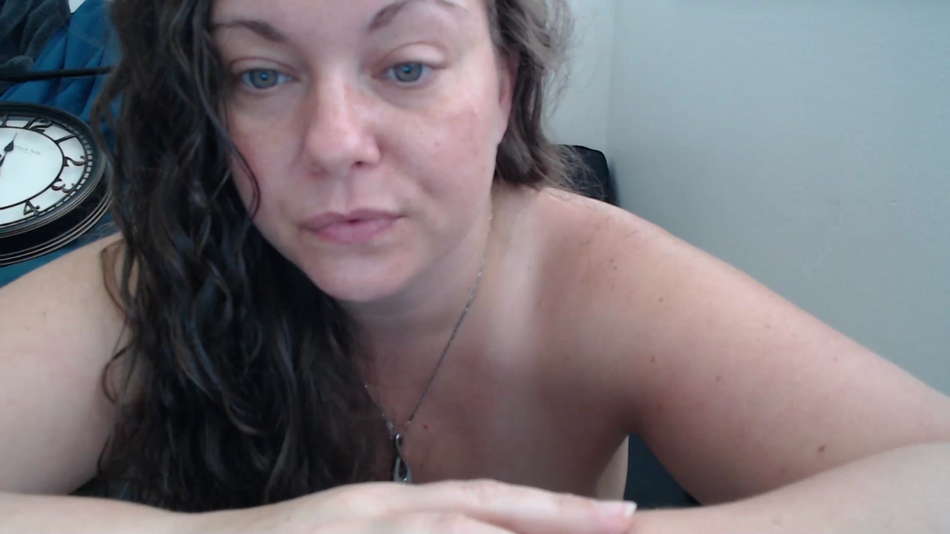 Gallery image thumbnail from Kylie_McFly's myfreecams stream on, 05/22/2024, 15:42 image 14 of 20