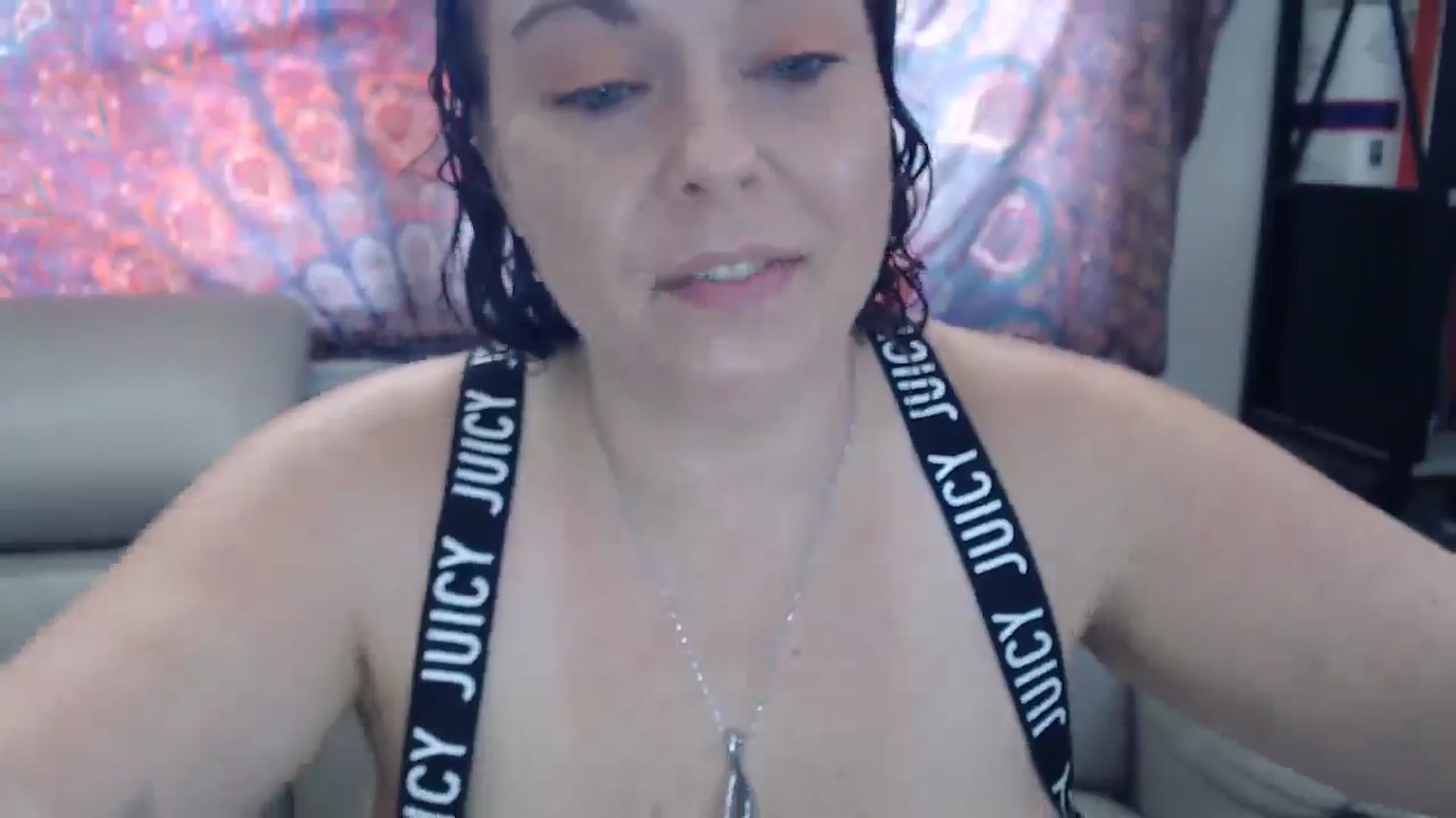 Gallery image thumbnail from Kylie_McFly's myfreecams stream on, 05/25/2024, 19:31 image 17 of 20