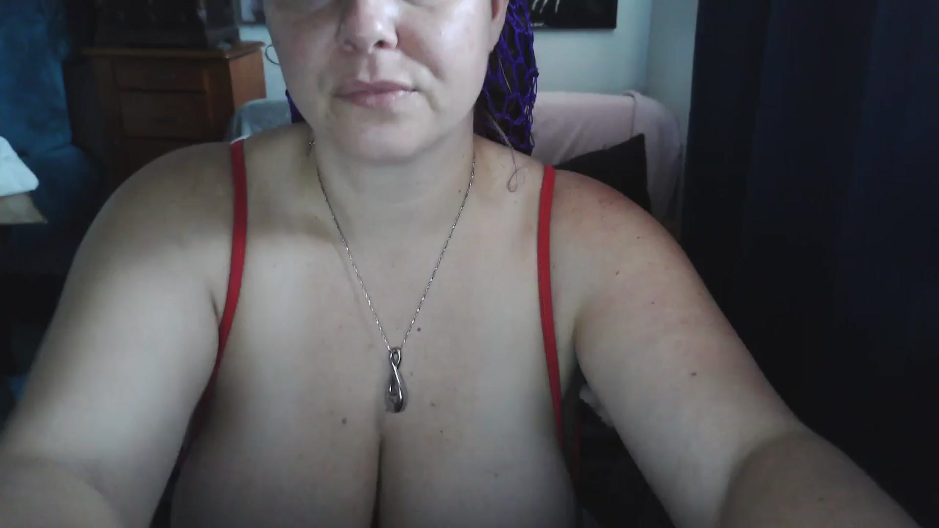 Gallery image thumbnail from Kylie_McFly's myfreecams stream on, 12/01/2024, 12:36 image 19 of 20
