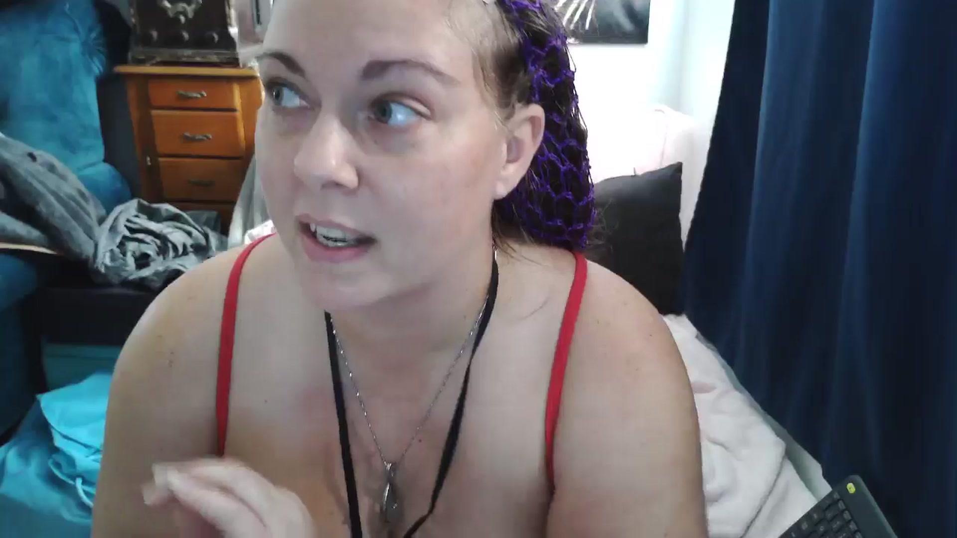 Gallery image thumbnail from Kylie_McFly's myfreecams stream on, 12/01/2024, 16:35 image 18 of 20