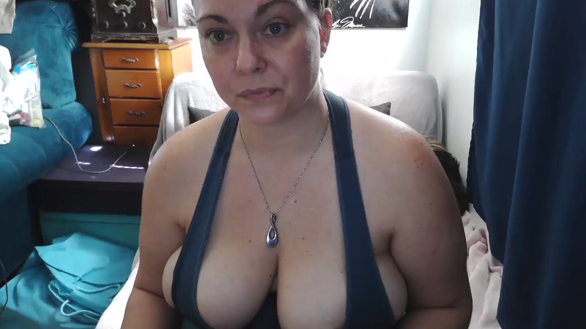 Gallery image thumbnail from Kylie_McFly's myfreecams stream on, 12/09/2024, 18:01 image 19 of 20