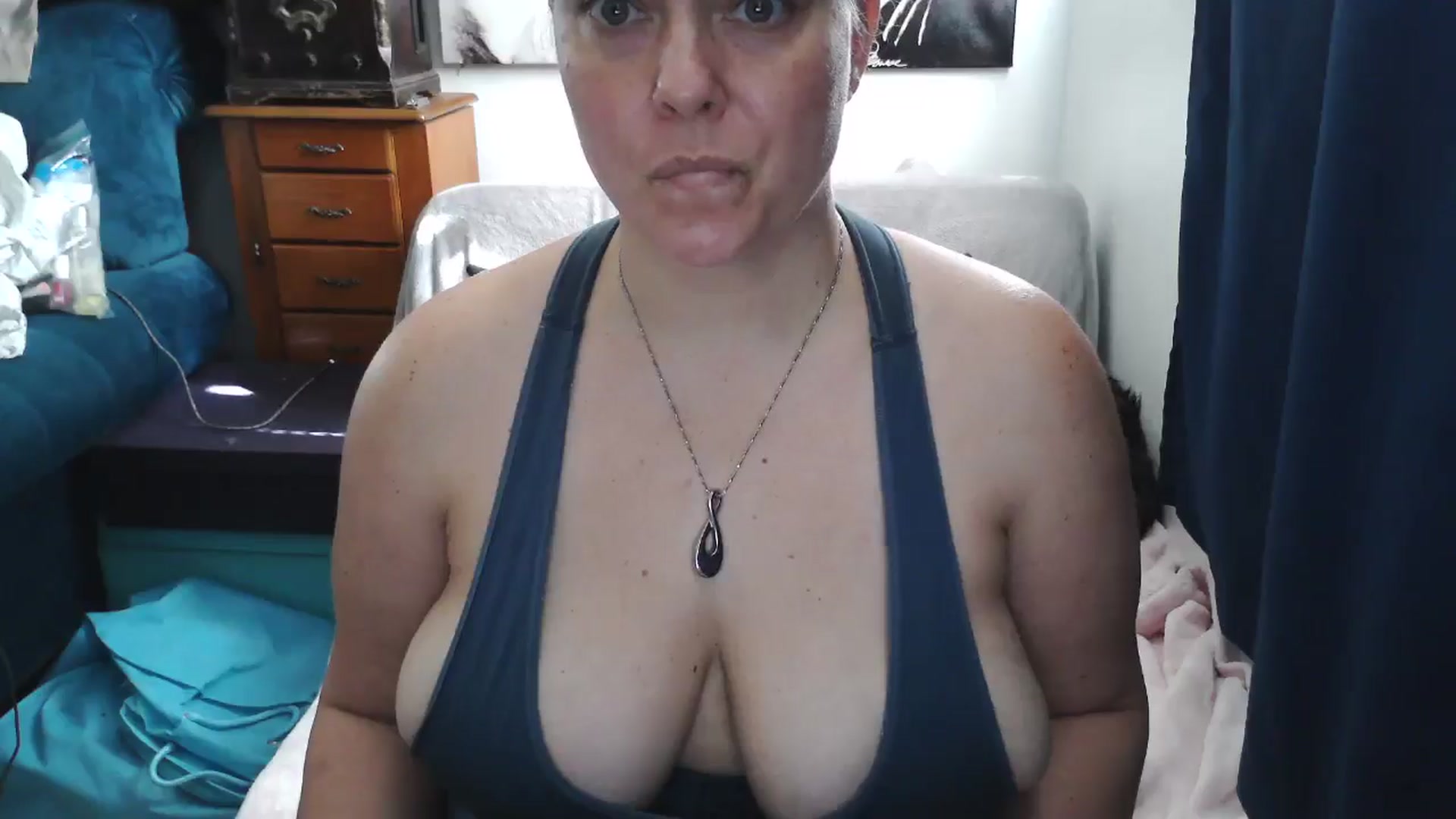 Gallery image thumbnail from Kylie_McFly's myfreecams stream on, 12/09/2024, 18:01 image 8 of 20