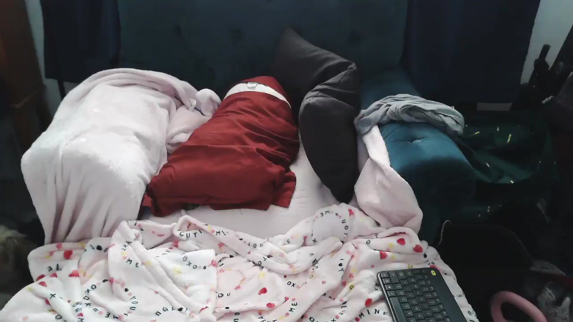 Gallery image thumbnail from Kylie_McFly's myfreecams stream on, 03/05/2025, 15:34 image 6 of 20
