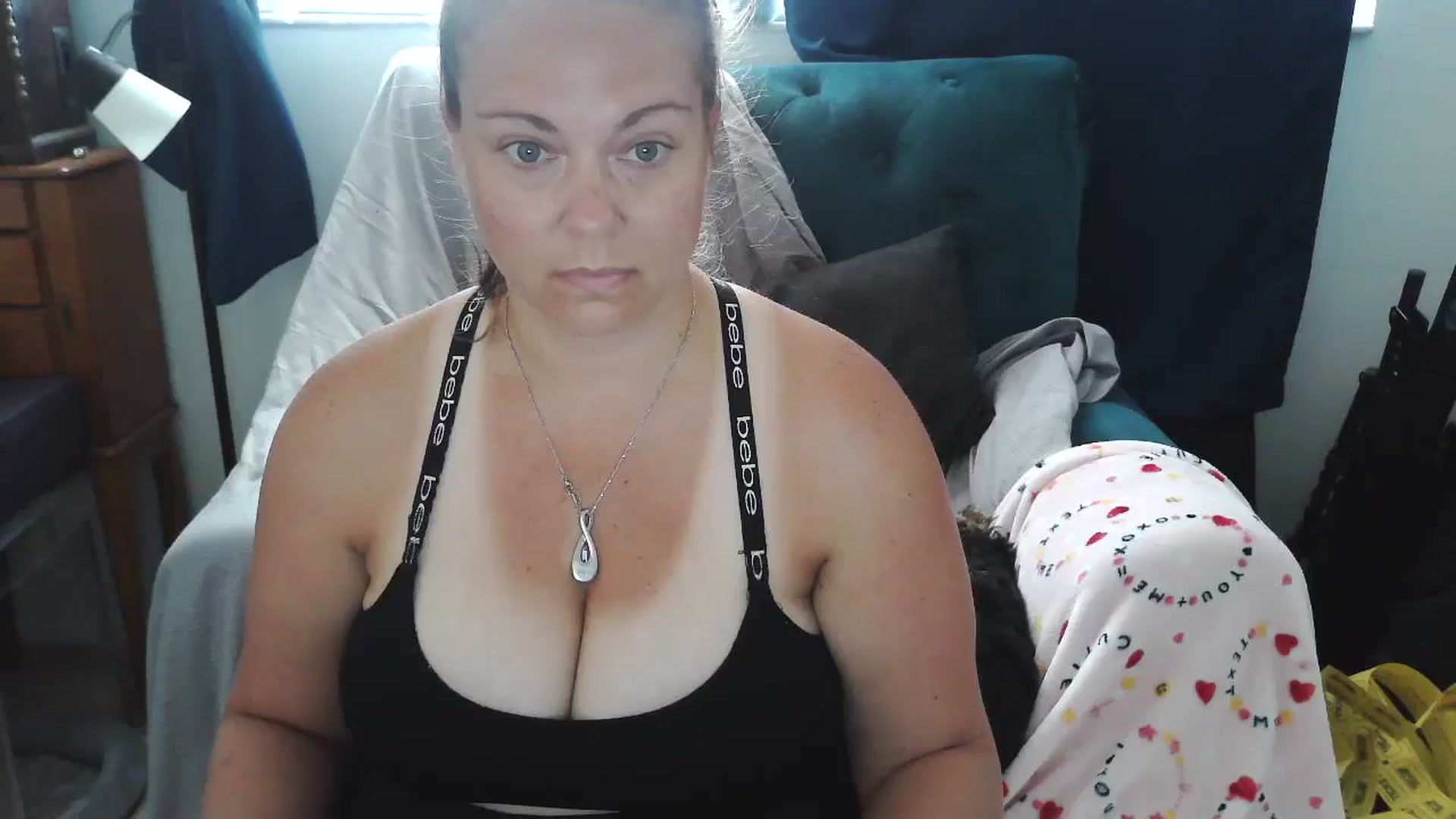 Gallery image thumbnail from Kylie_McFly's myfreecams stream on, 03/27/2025, 14:01 image 14 of 20