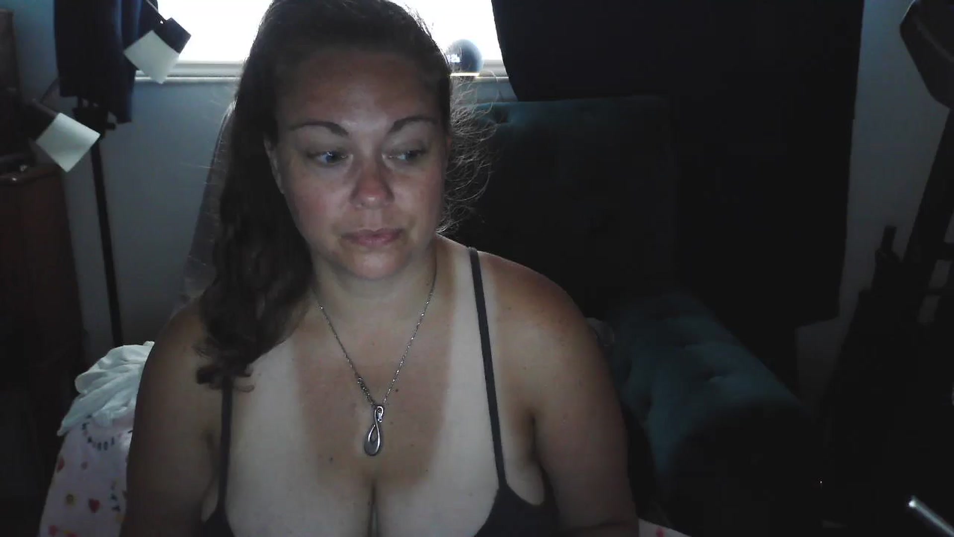 Gallery image thumbnail from Kylie_McFly's myfreecams stream on, 03/31/2025, 12:33 image 10 of 20