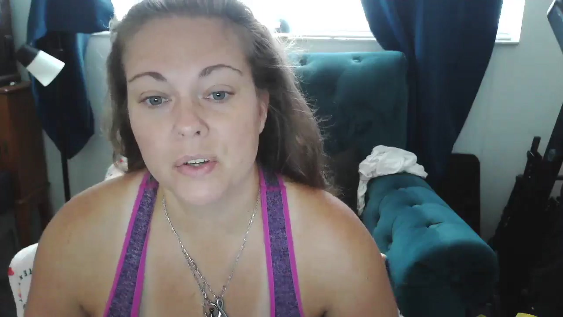 Gallery image thumbnail from Kylie_McFly's myfreecams stream on, 04/11/2025, 12:50 image 4 of 20