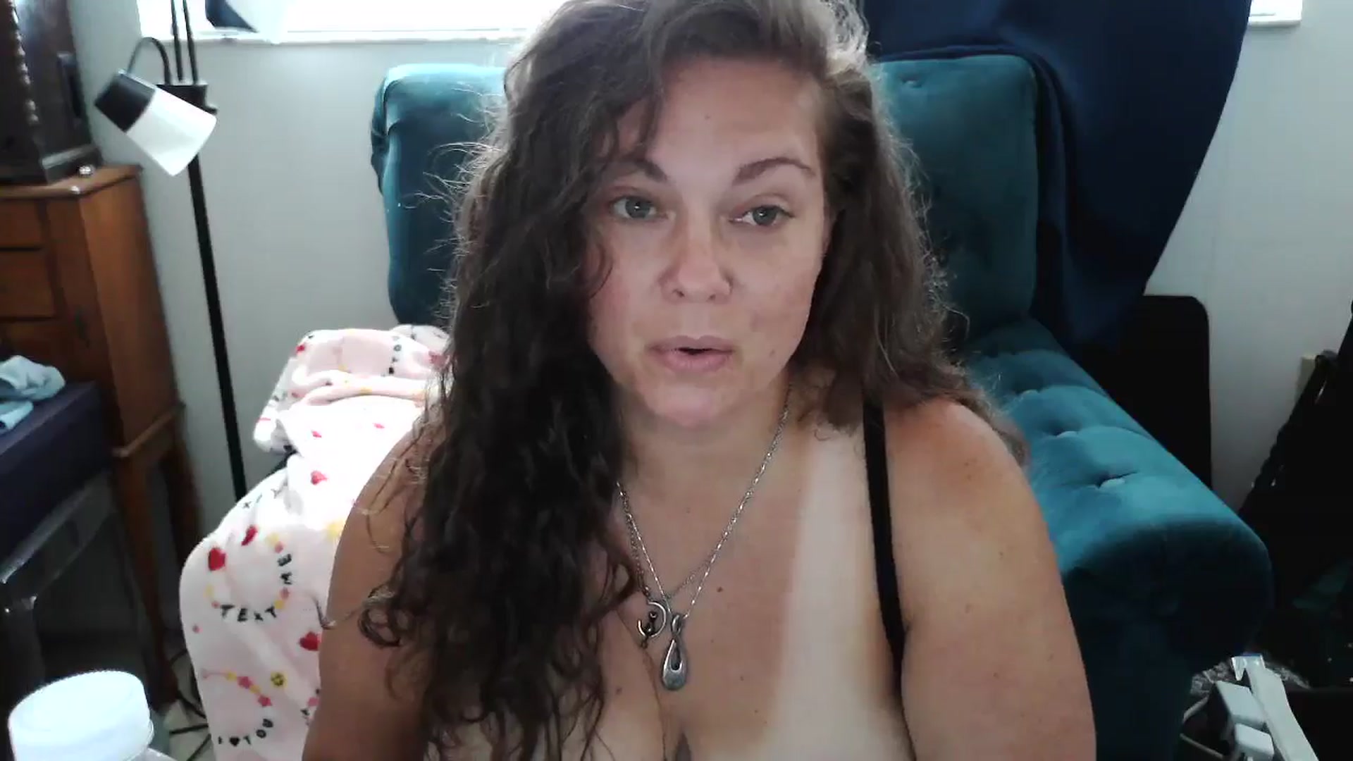 Gallery image thumbnail from Kylie_McFly's myfreecams stream on, 04/16/2025, 15:56 image 19 of 20