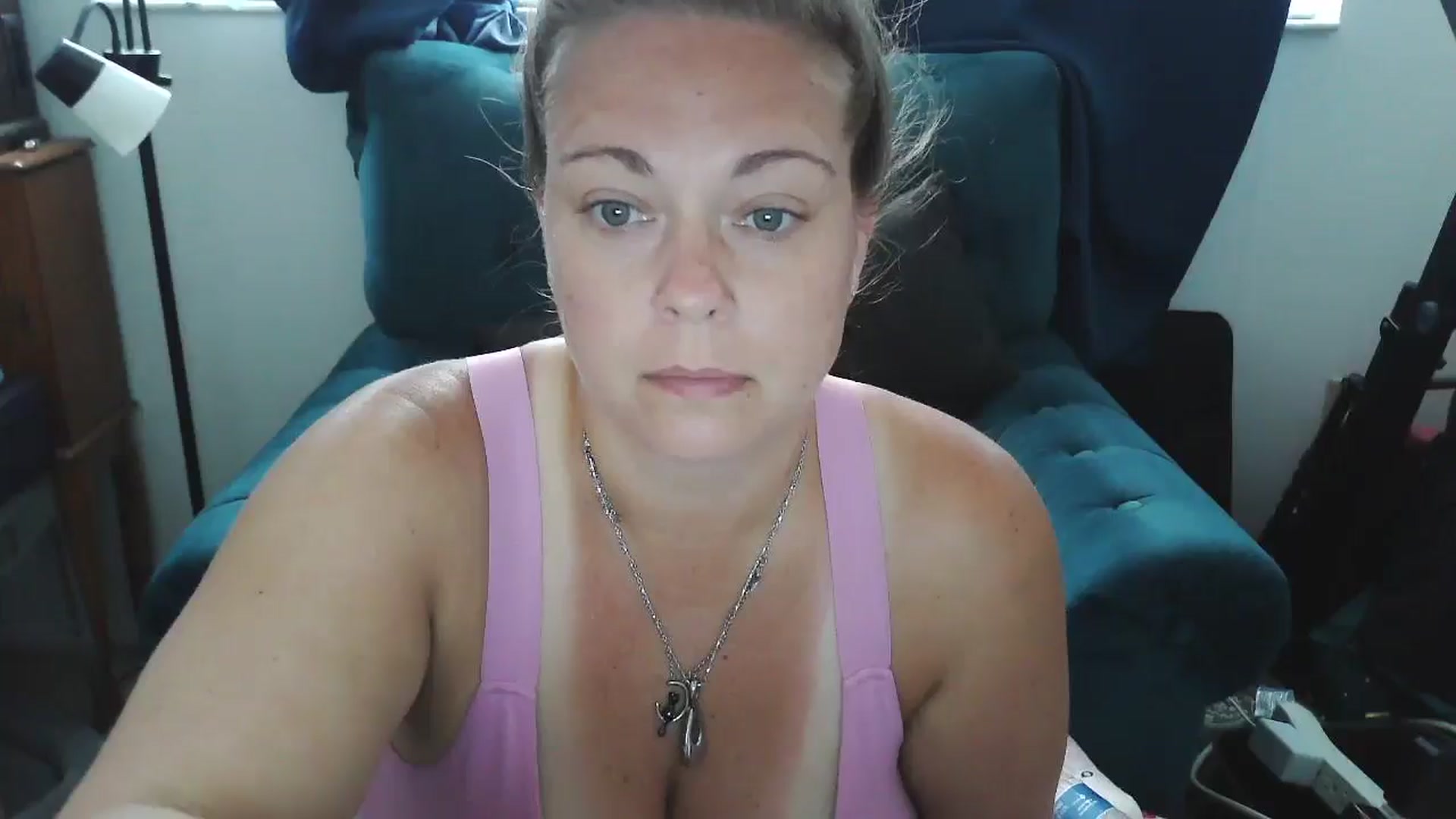 Gallery image thumbnail from Kylie_McFly's myfreecams stream on, 04/17/2025, 14:11 image 6 of 20
