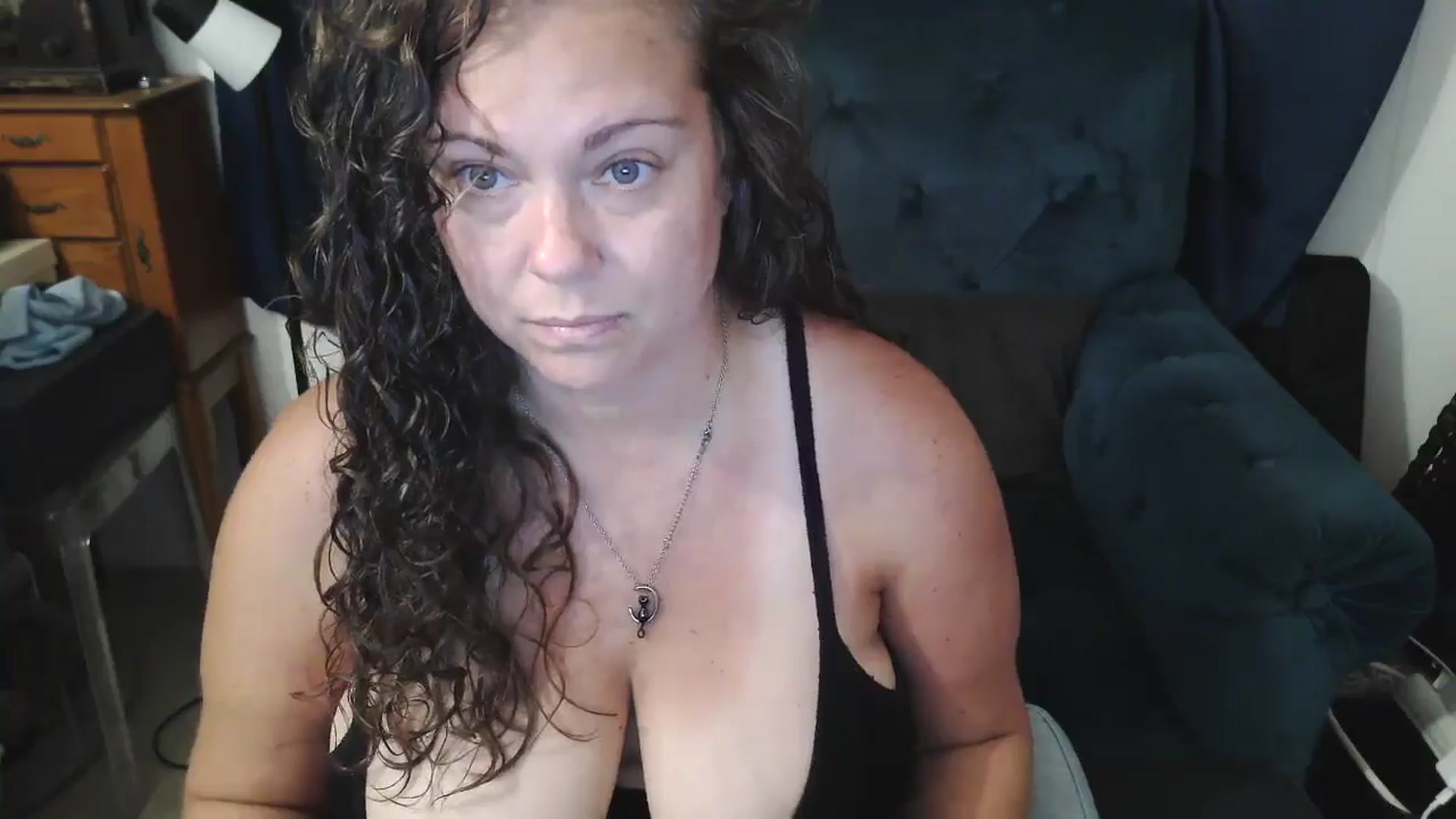 Gallery image thumbnail from Kylie_McFly's myfreecams stream on, 04/21/2025, 01:27 image 19 of 20