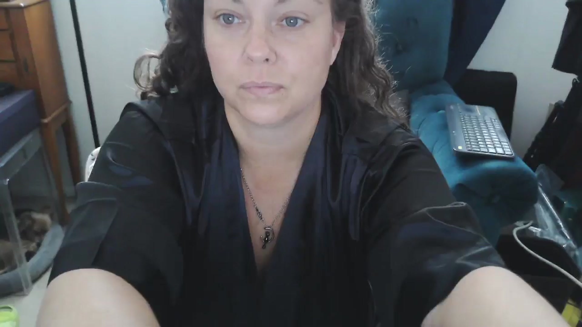 Gallery image thumbnail from Kylie_McFly's myfreecams stream on, 05/25/2025, 15:01 image 16 of 20
