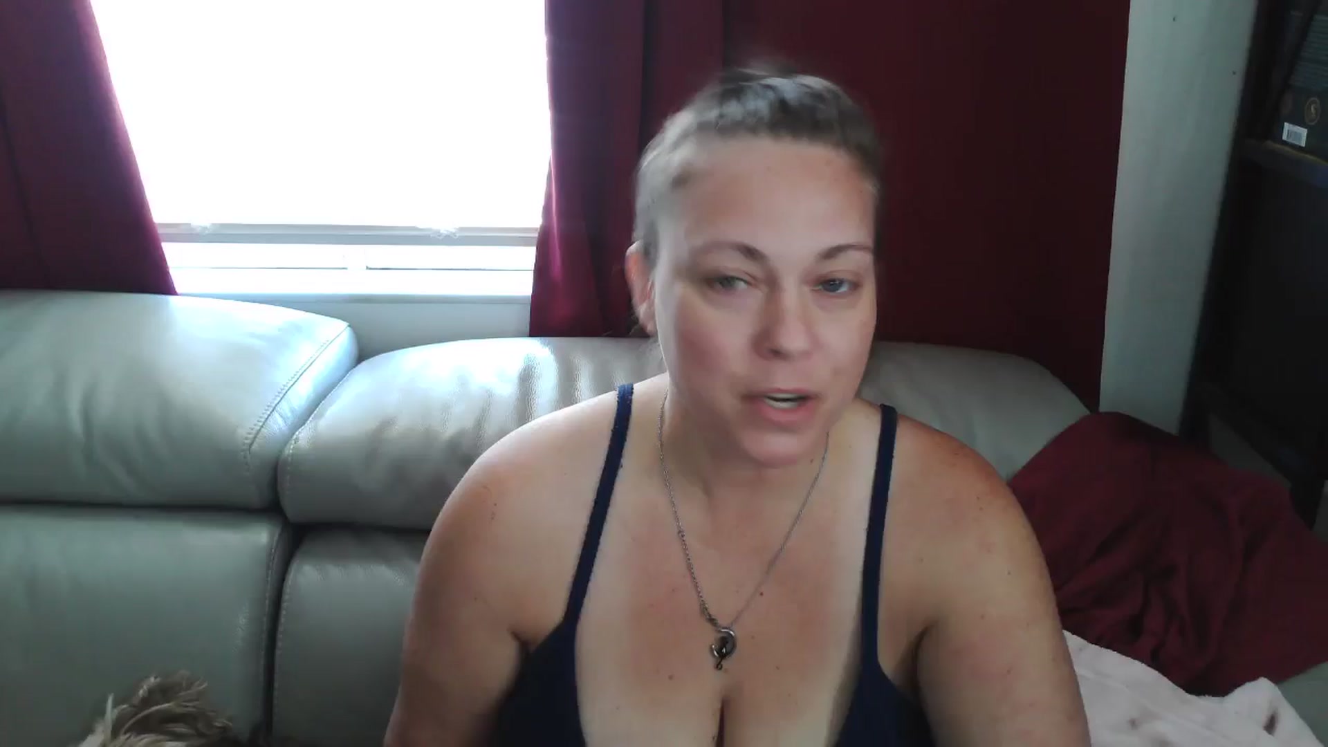 Gallery image thumbnail from Kylie_McFly's myfreecams stream on, 12/31/2025, 18:12 image 9 of 20