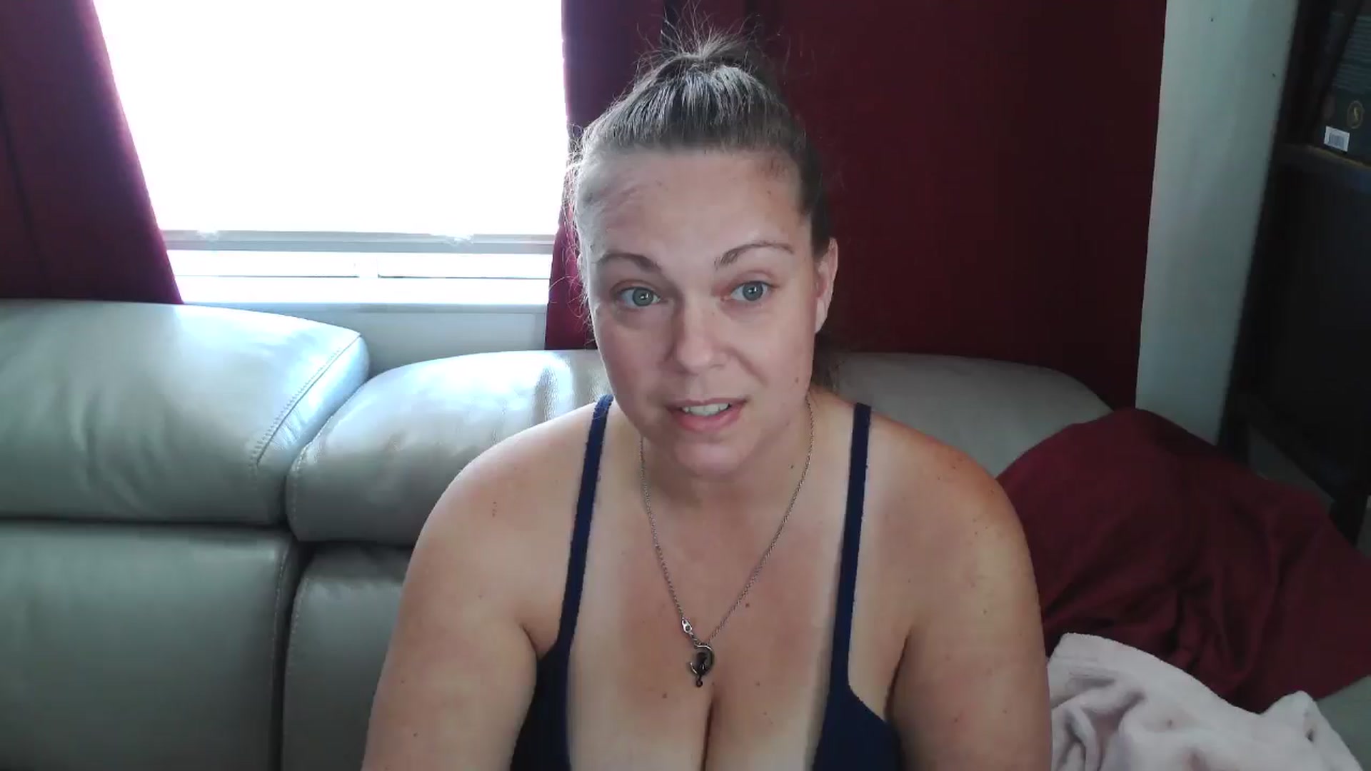 Gallery image thumbnail from Kylie_McFly's myfreecams stream on, 12/31/2025, 18:12 image 7 of 20