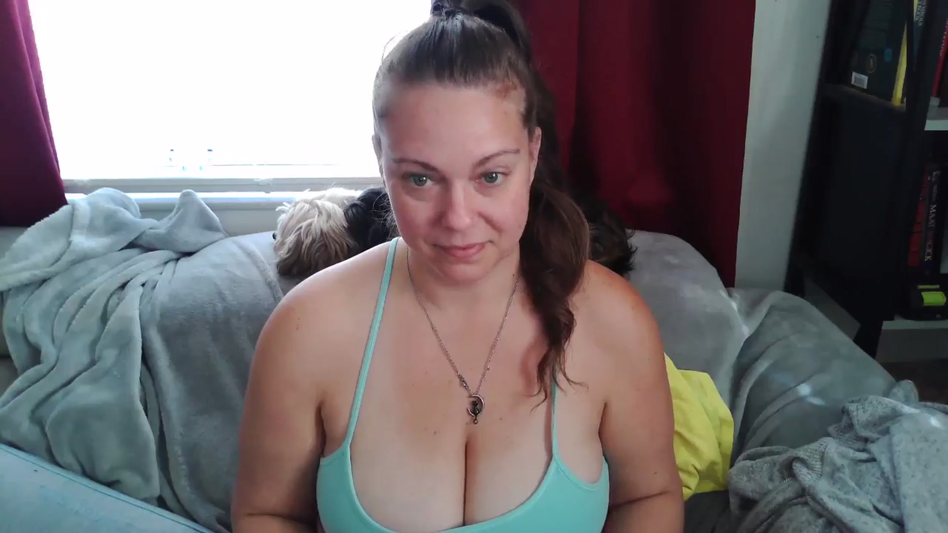 Gallery image thumbnail from Kylie_McFly's myfreecams stream on, 01/02/2026, 16:55 image 7 of 20