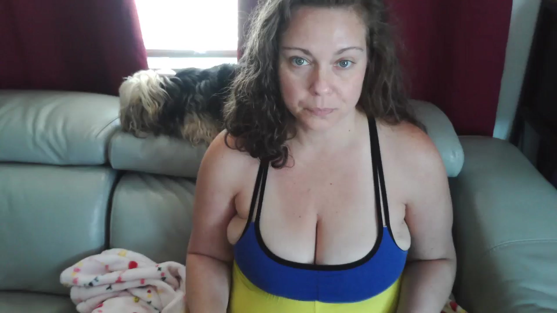 Gallery image thumbnail from Kylie_McFly's myfreecams stream on, 04/12/2026, 18:04 image 9 of 20