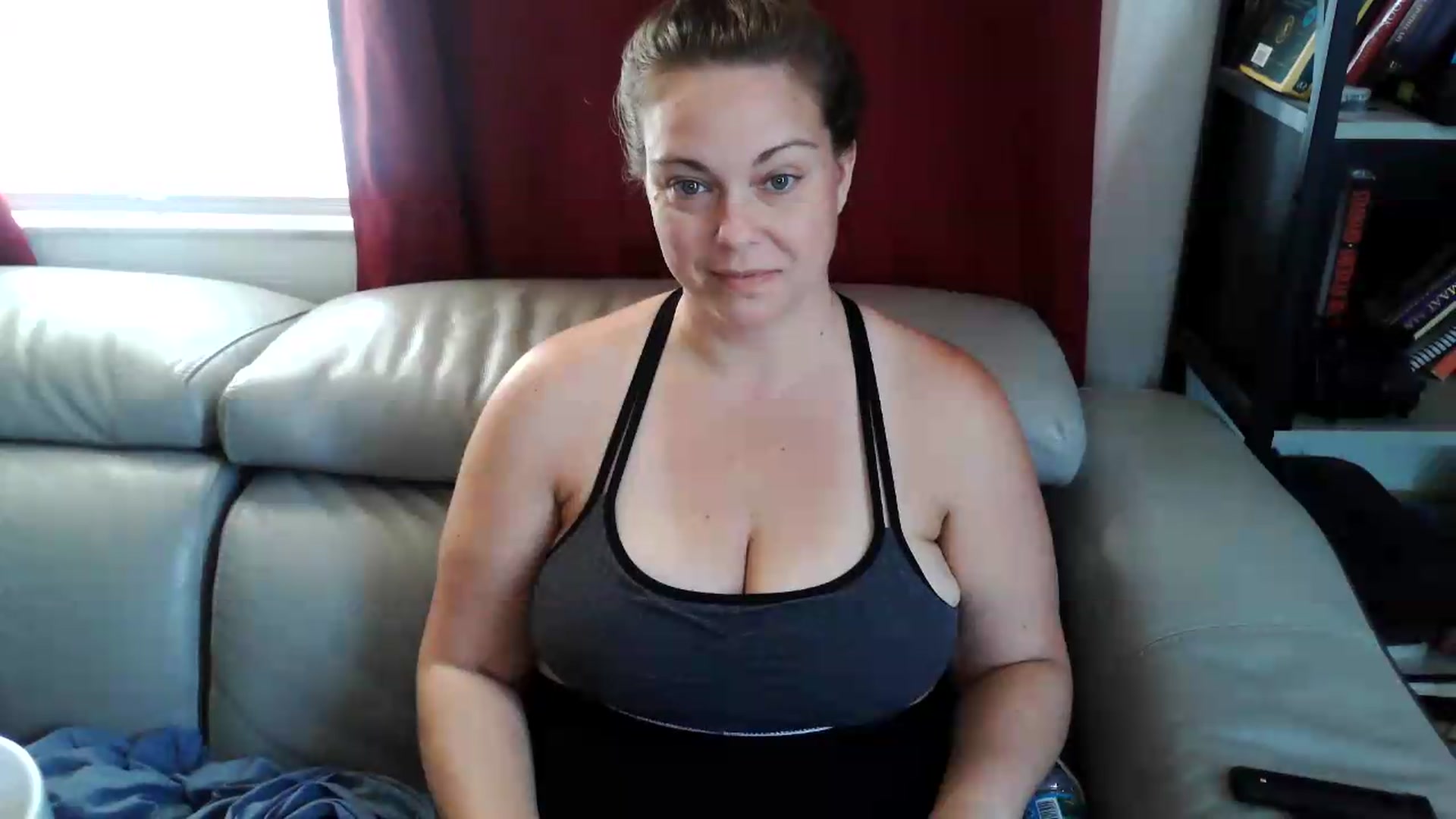 Gallery image thumbnail from Kylie_McFly's myfreecams stream on, 06/29/2026, 17:38 image 12 of 20
