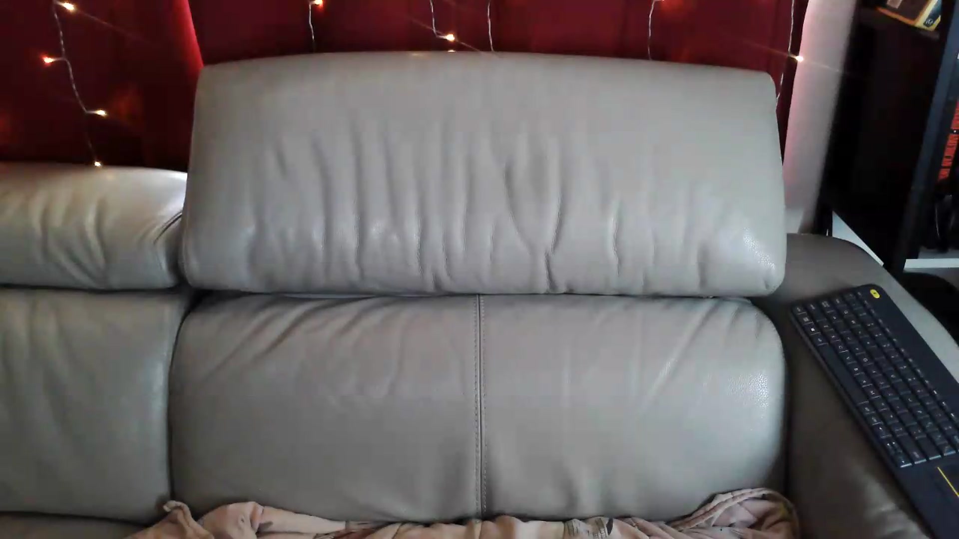 Gallery image thumbnail from Kylie_McFly's myfreecams stream on, 07/06/2026, 17:21 image 14 of 20