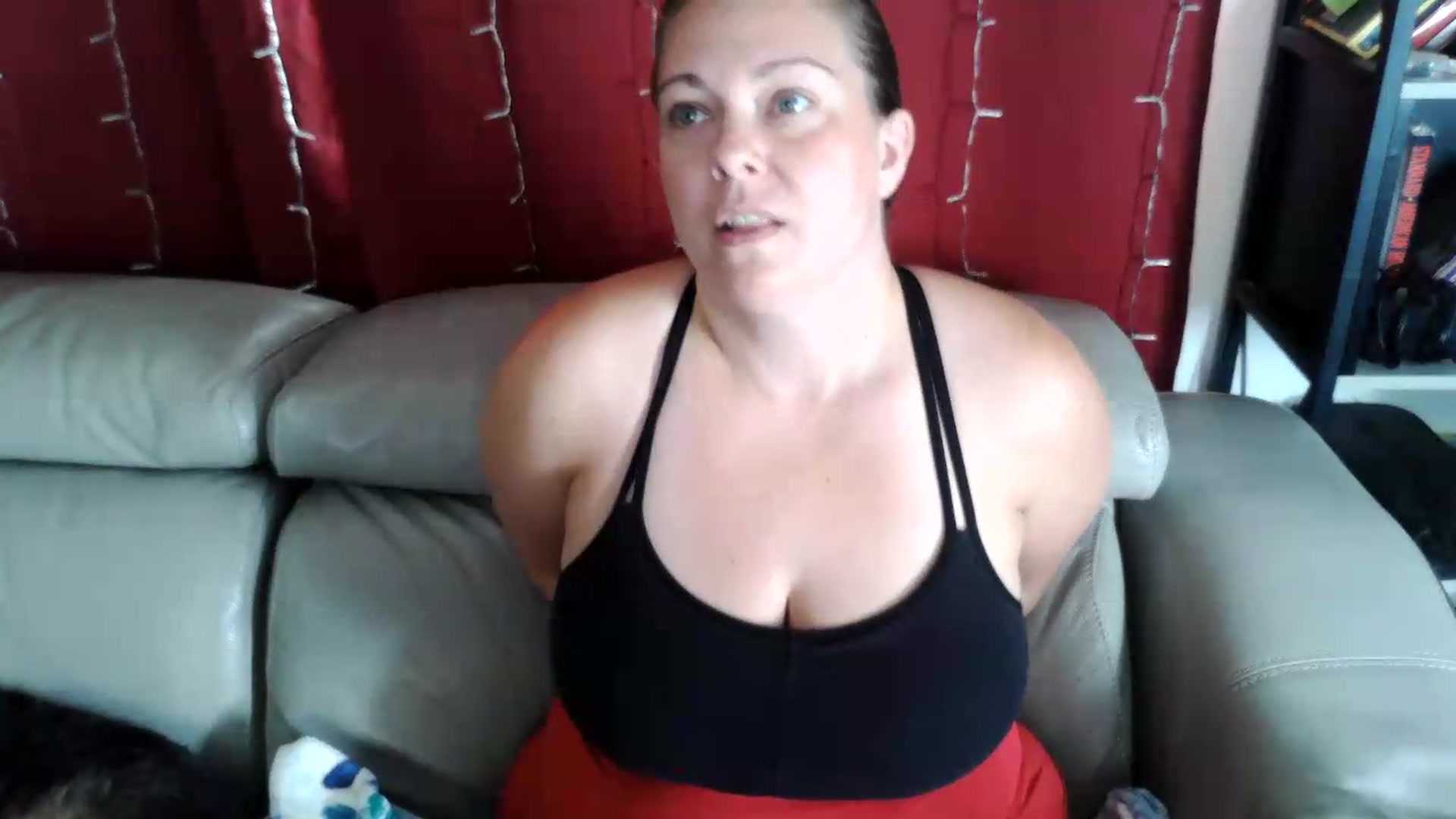 Gallery image thumbnail from Kylie_McFly's myfreecams stream on, 07/20/2026, 16:14 image 6 of 20