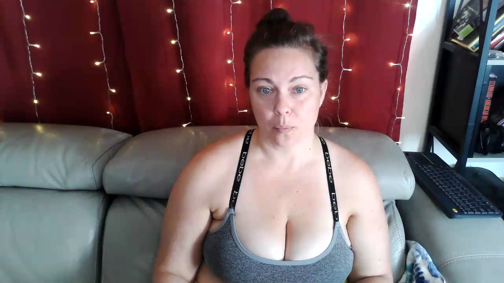 Gallery image thumbnail from Kylie_McFly's myfreecams stream on, 07/21/2026, 13:51 image 20 of 20