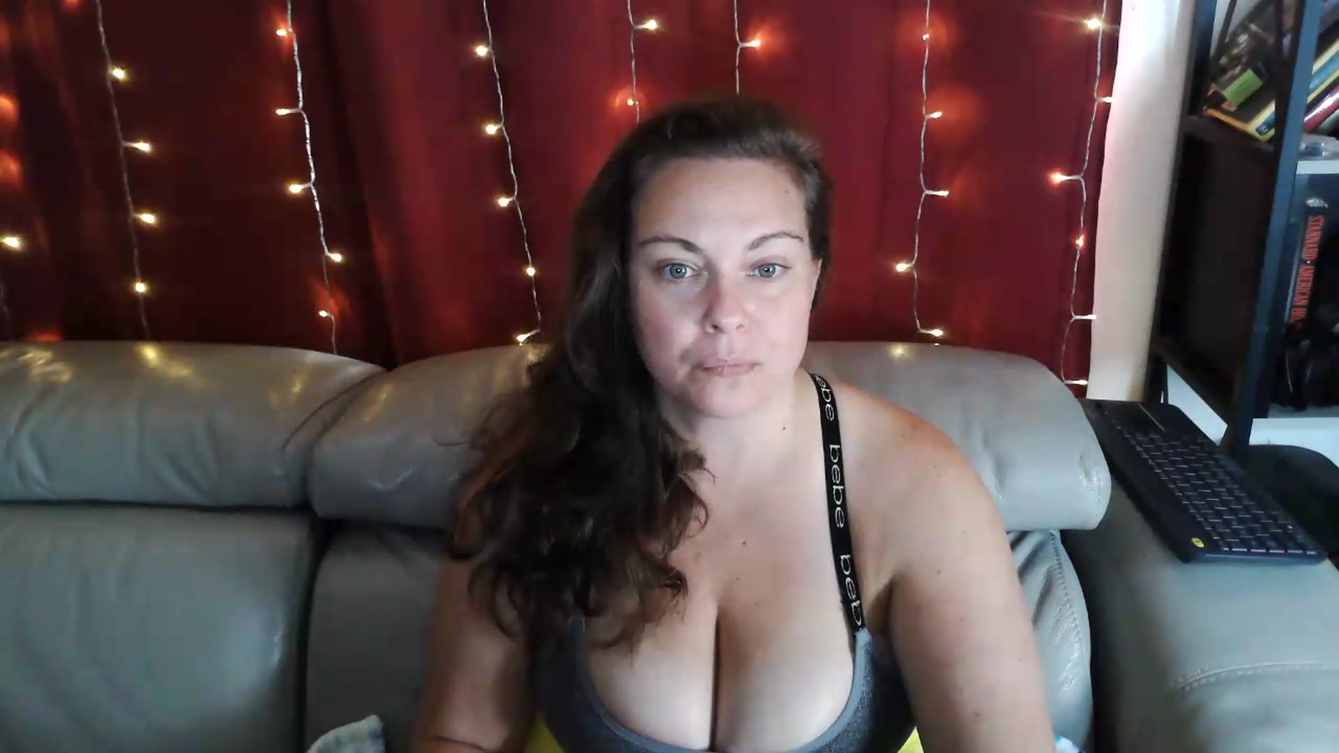 Gallery image thumbnail from Kylie_McFly's myfreecams stream on, 07/21/2026, 17:11 image 12 of 20