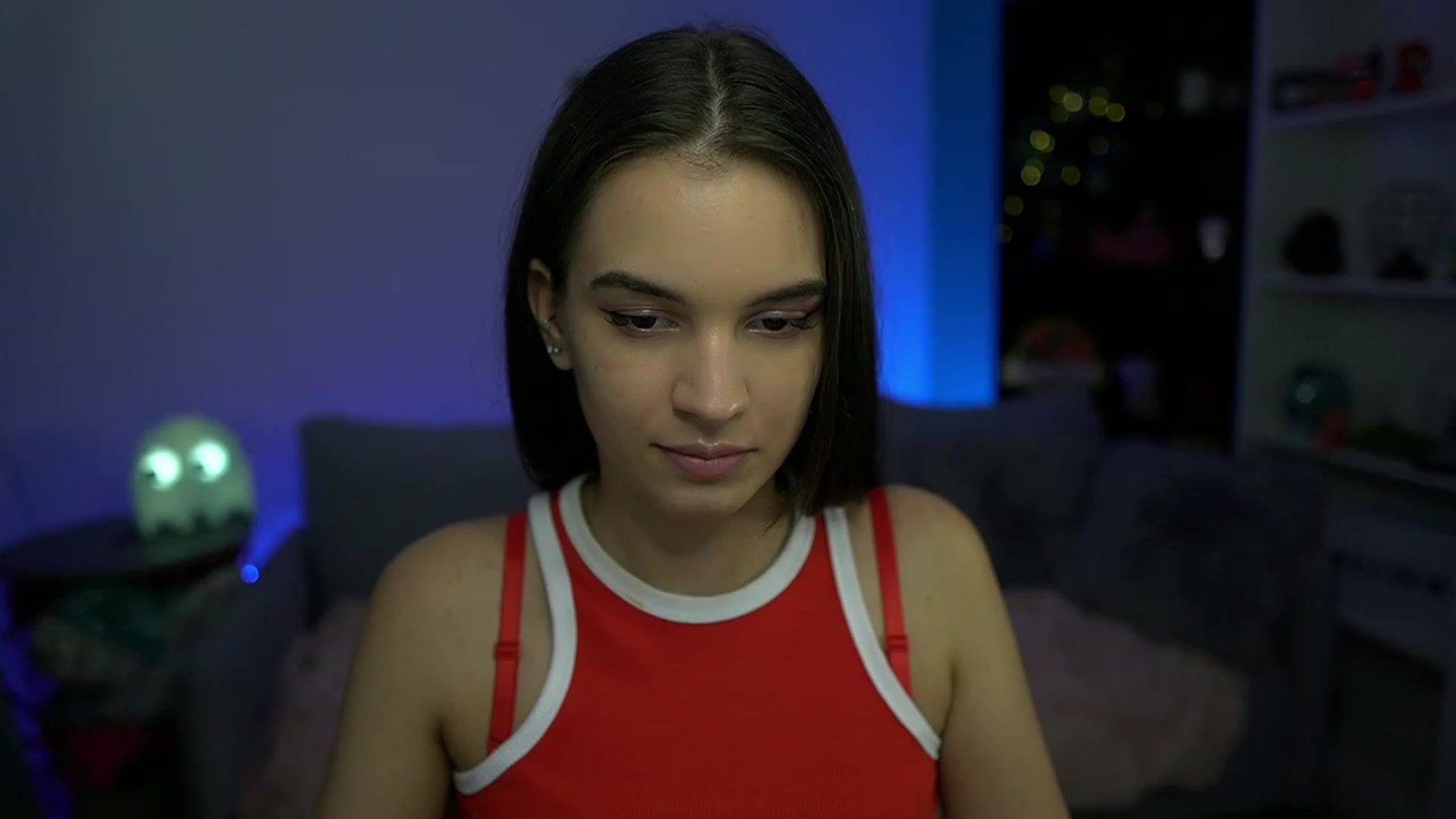 Gallery image thumbnail from Kylie_Quinn's myfreecams stream on, 11/15/2022, 24:13 image 4 of 20