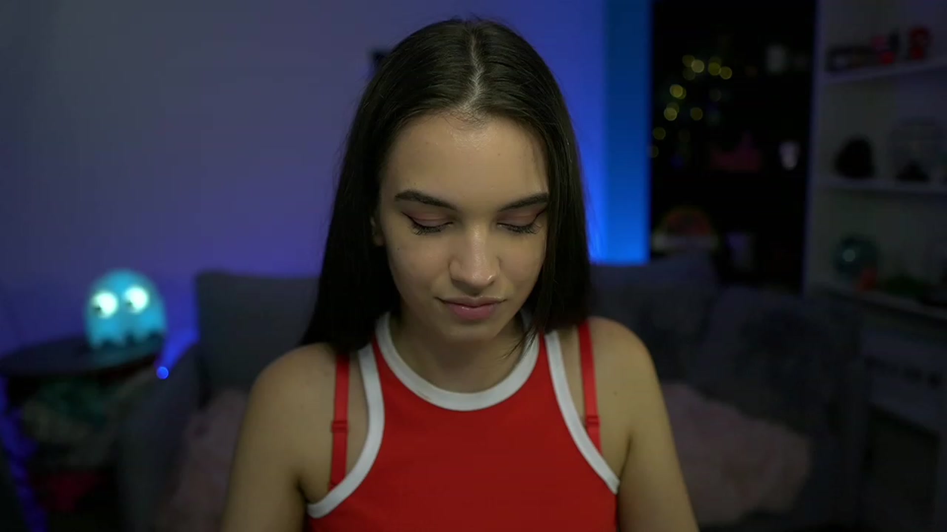 Gallery image thumbnail from Kylie_Quinn's myfreecams stream on, 11/15/2022, 24:13 image 7 of 20