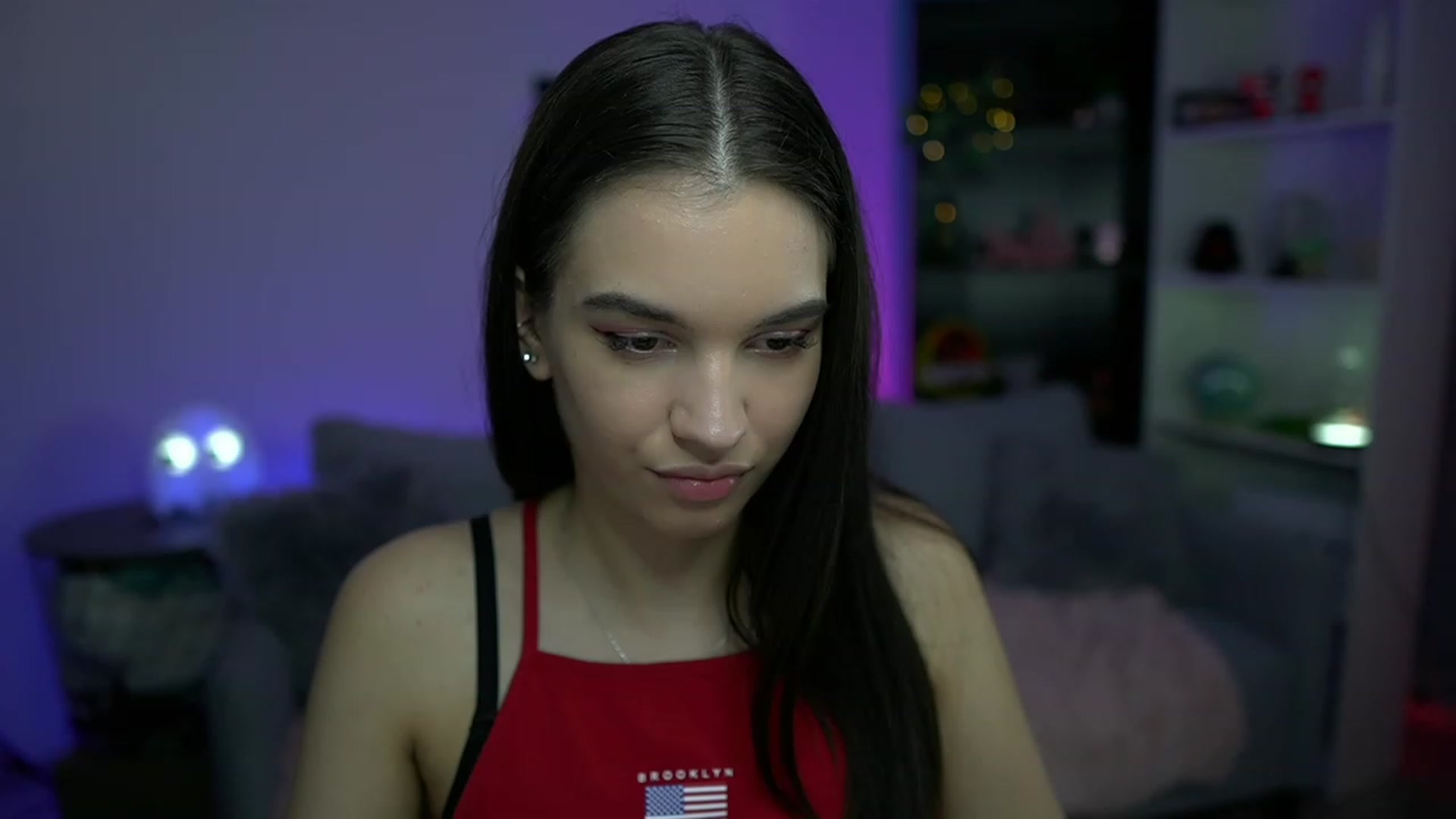 Gallery image thumbnail from Kylie_Quinn's myfreecams stream on, 11/15/2022, 14:37 image 5 of 20