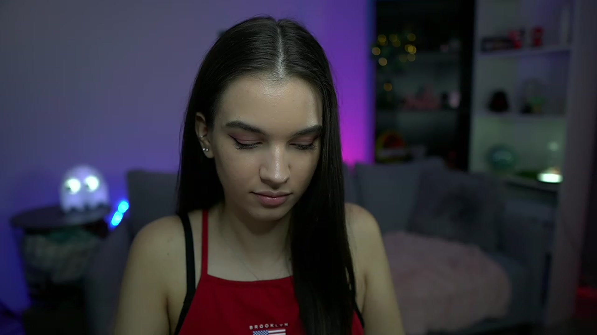 Gallery image thumbnail from Kylie_Quinn's myfreecams stream on, 11/15/2022, 16:38 image 18 of 20