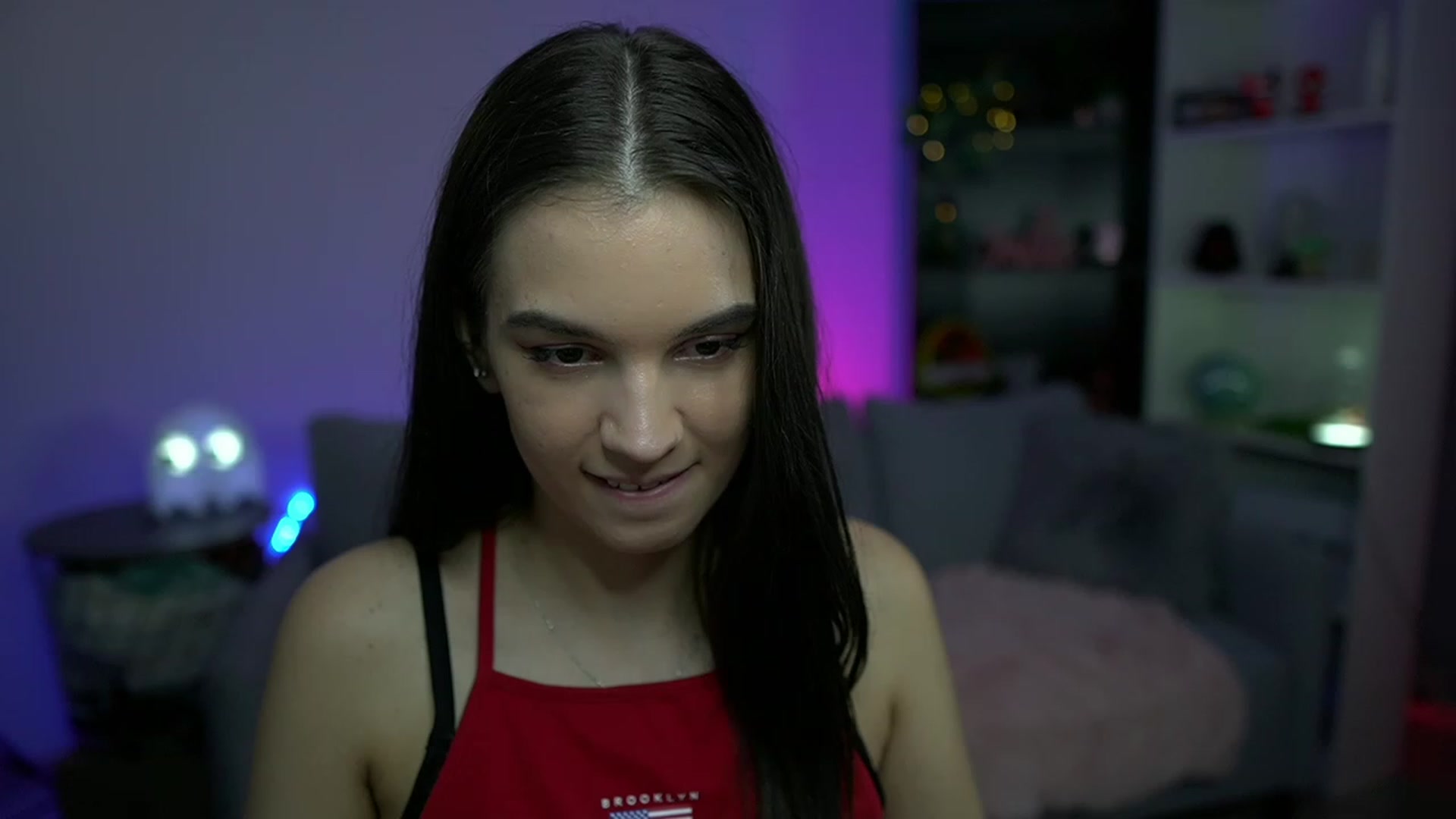 Gallery image thumbnail from Kylie_Quinn's myfreecams stream on, 11/15/2022, 16:38 image 12 of 20