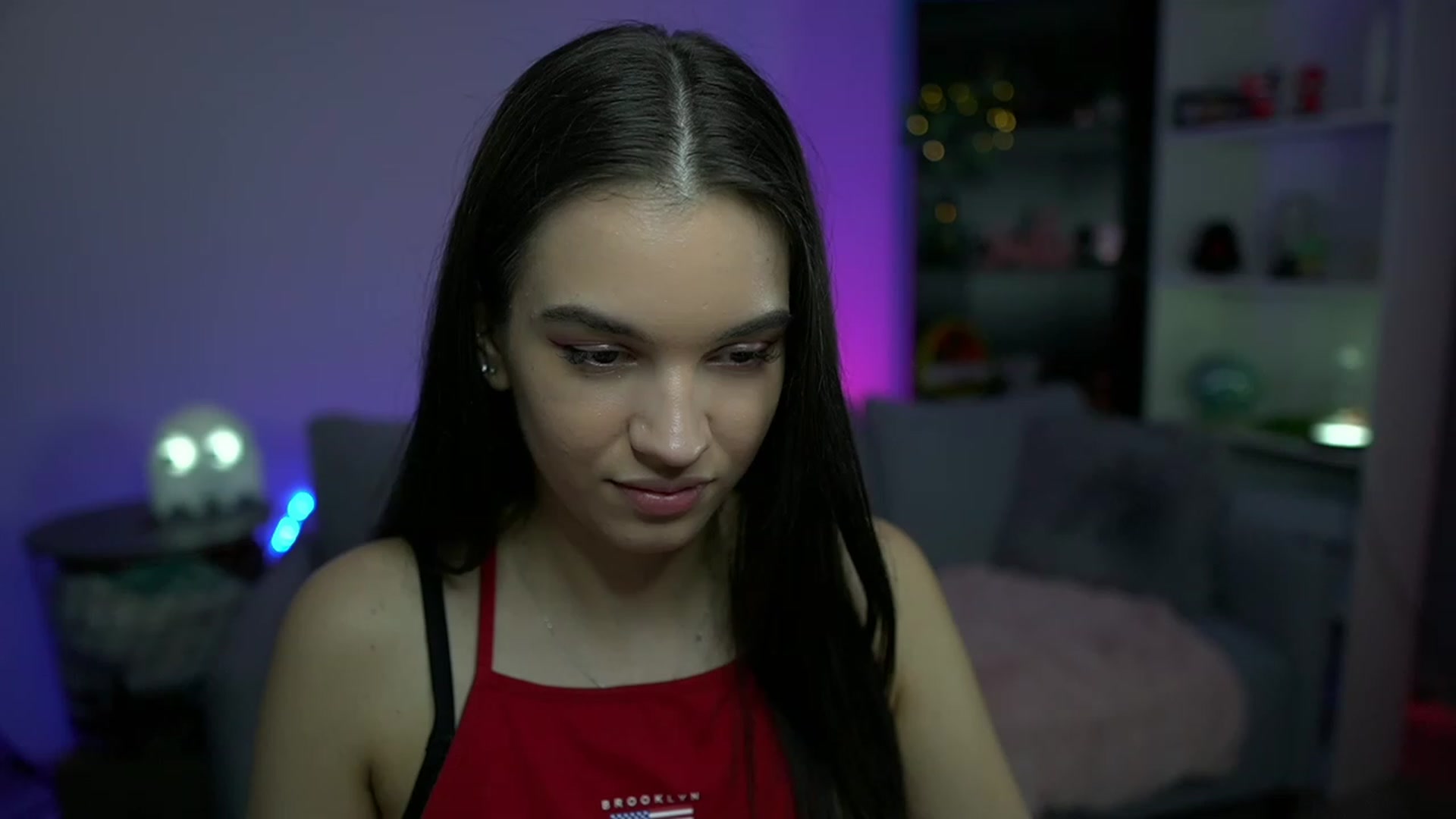 Gallery image thumbnail from Kylie_Quinn's myfreecams stream on, 11/15/2022, 16:38 image 13 of 20
