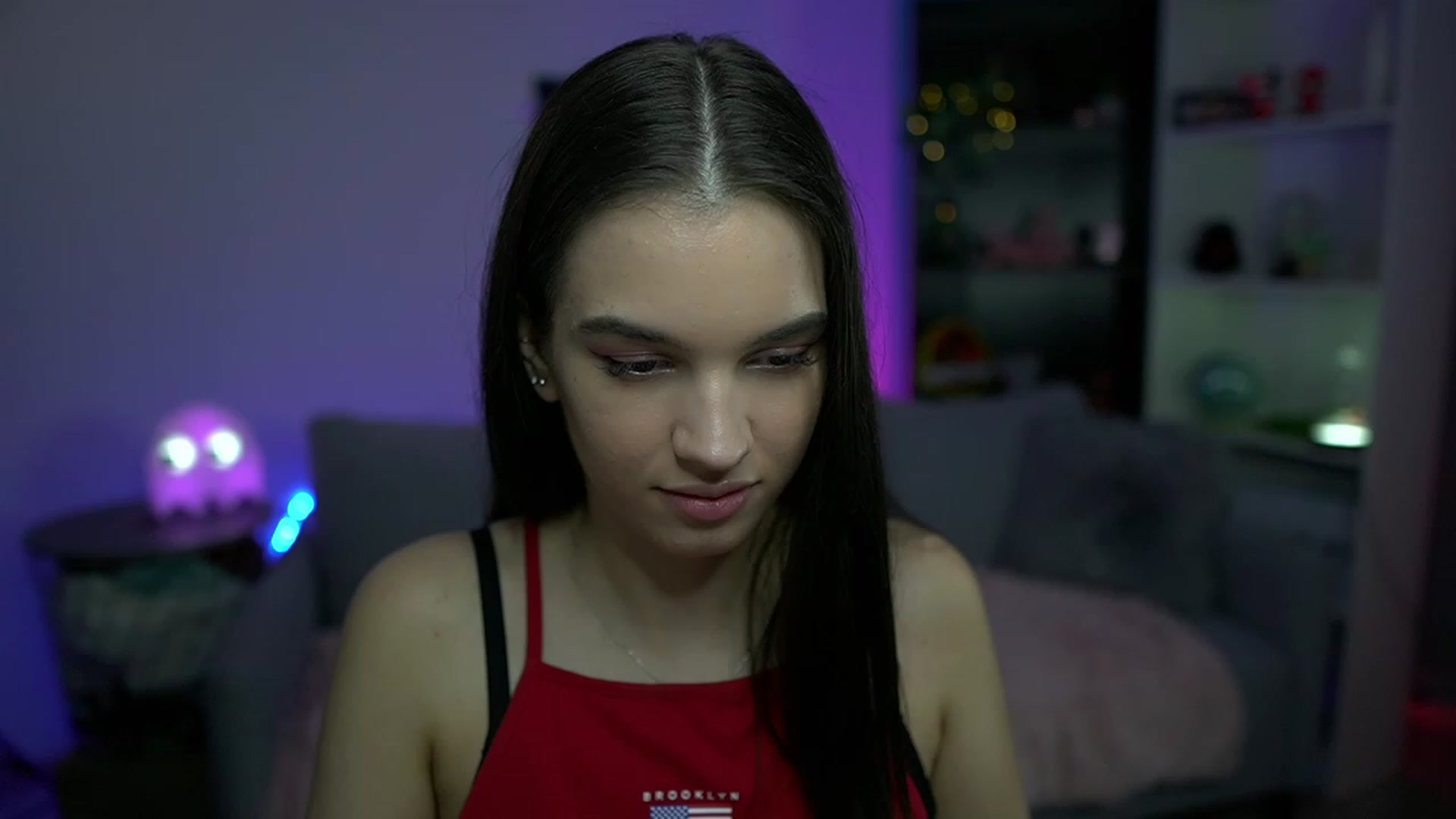 Gallery image thumbnail from Kylie_Quinn's myfreecams stream on, 11/15/2022, 17:41 image 10 of 20