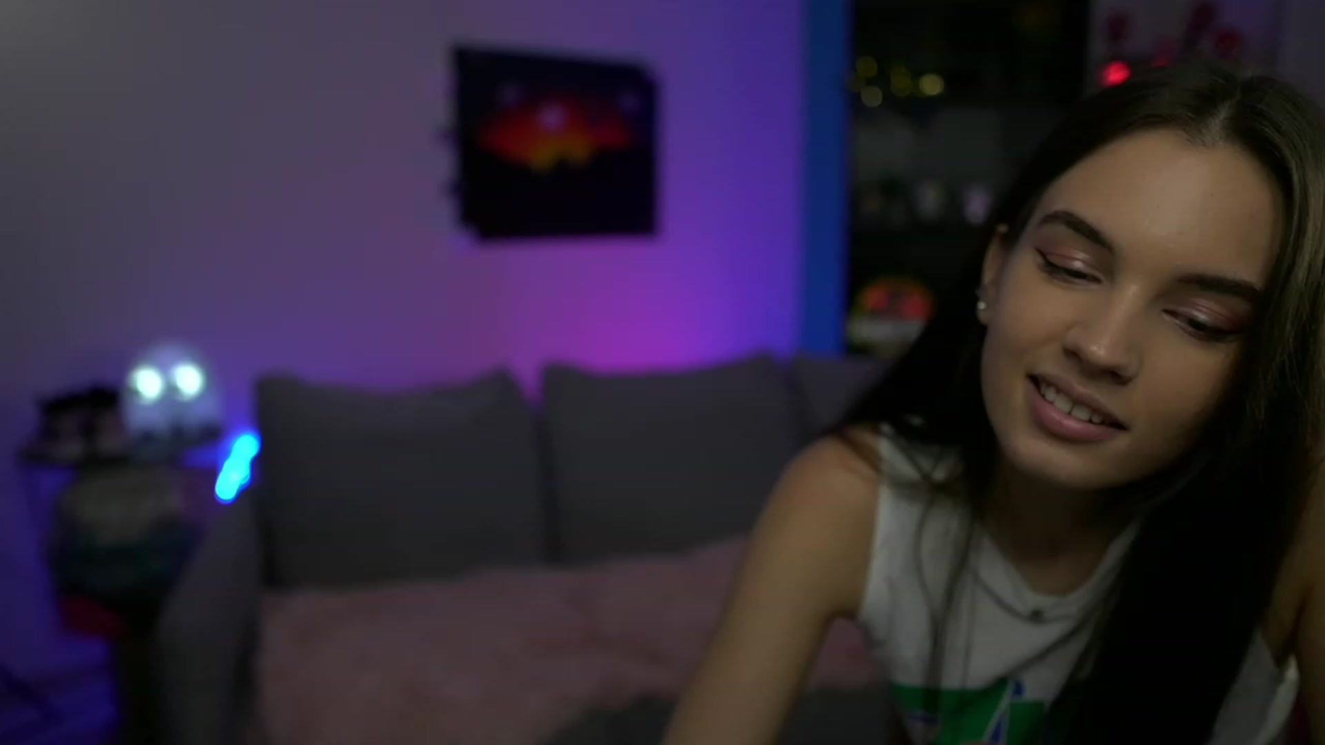 Gallery image thumbnail from Kylie_Quinn's myfreecams stream on, 11/18/2022, 21:01 image 9 of 20