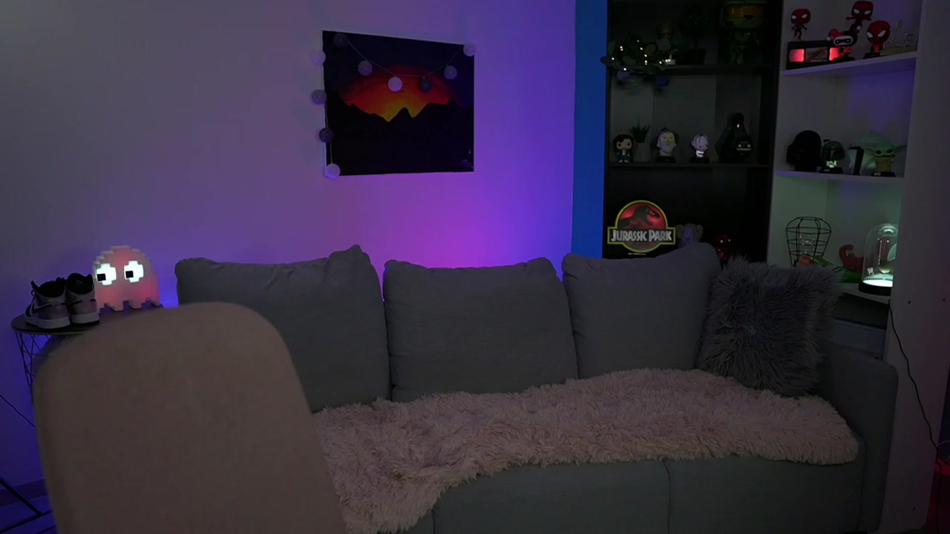 Gallery image thumbnail from Kylie_Quinn's myfreecams stream on, 11/19/2022, 24:02 image 6 of 20