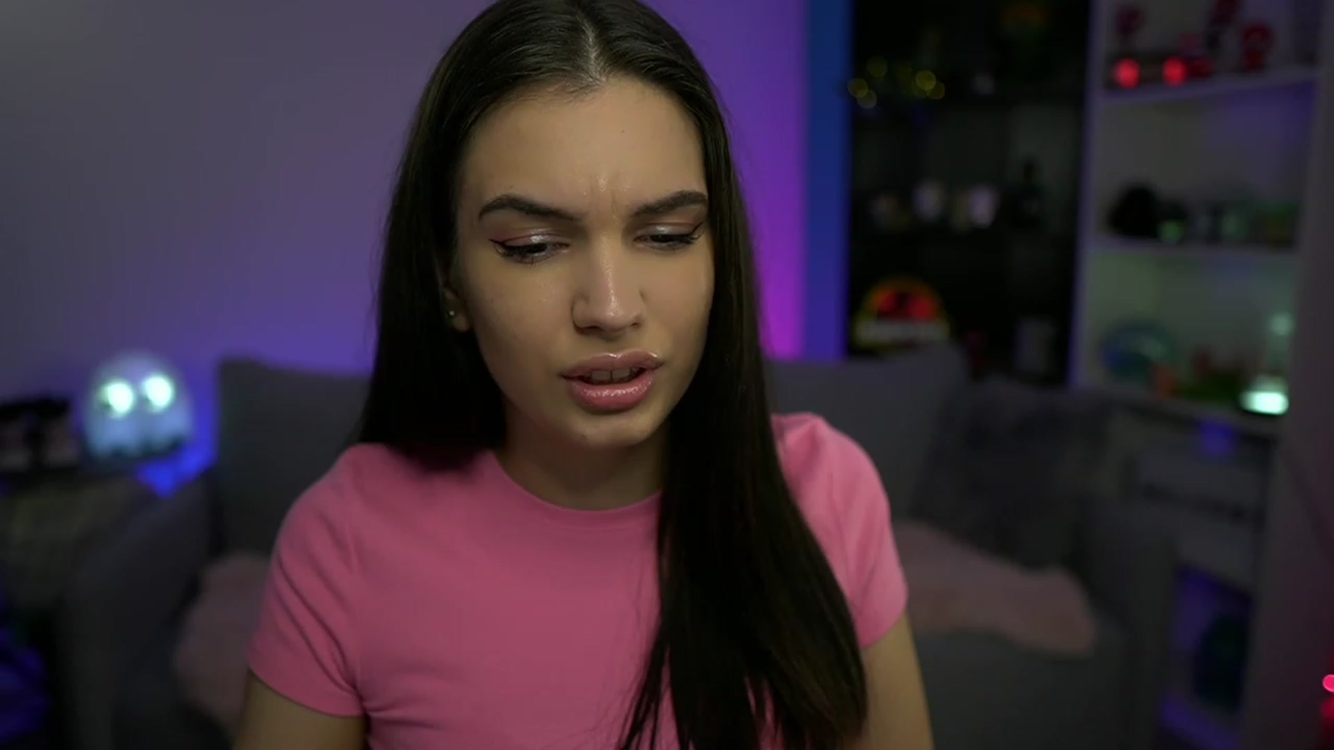 Gallery image thumbnail from Kylie_Quinn's myfreecams stream on, 11/20/2022, 22:02 image 9 of 20